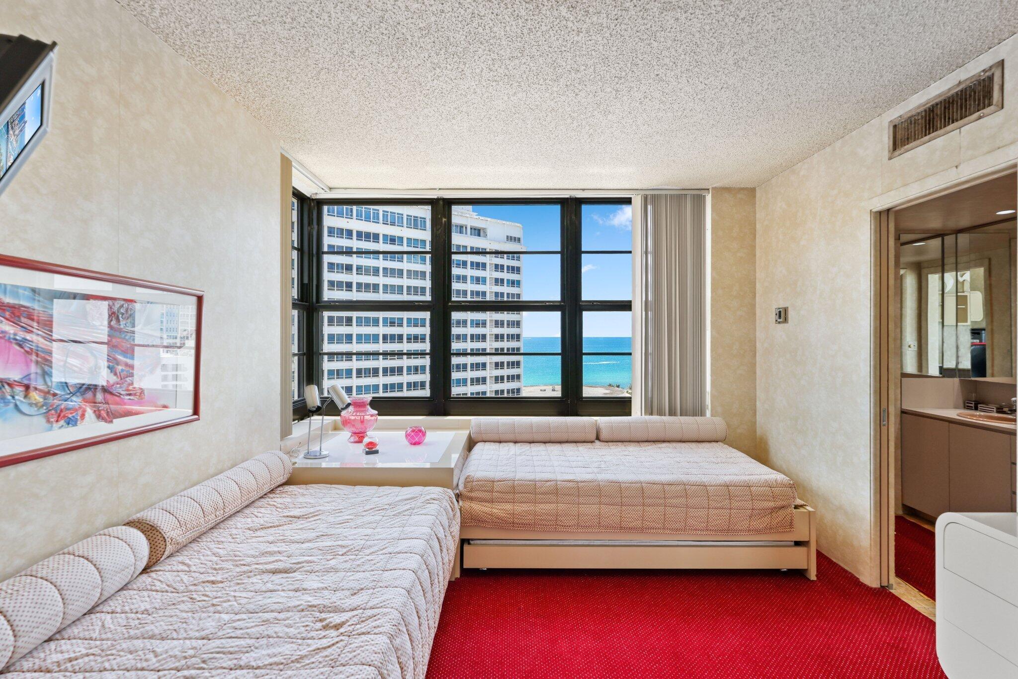 5500 Collins #1401 Miami Beach, FL 33140