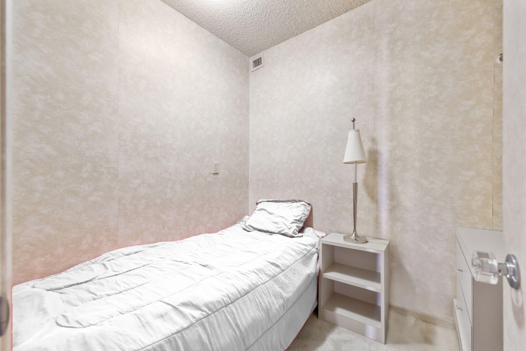 5500 Collins #1401 Miami Beach, FL 33140