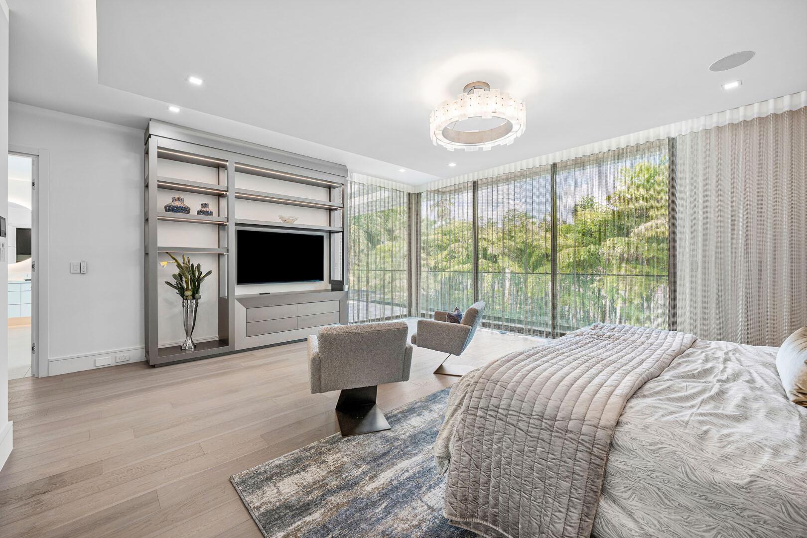 217 Thatch Palm Dr Boca Raton, FL 33432