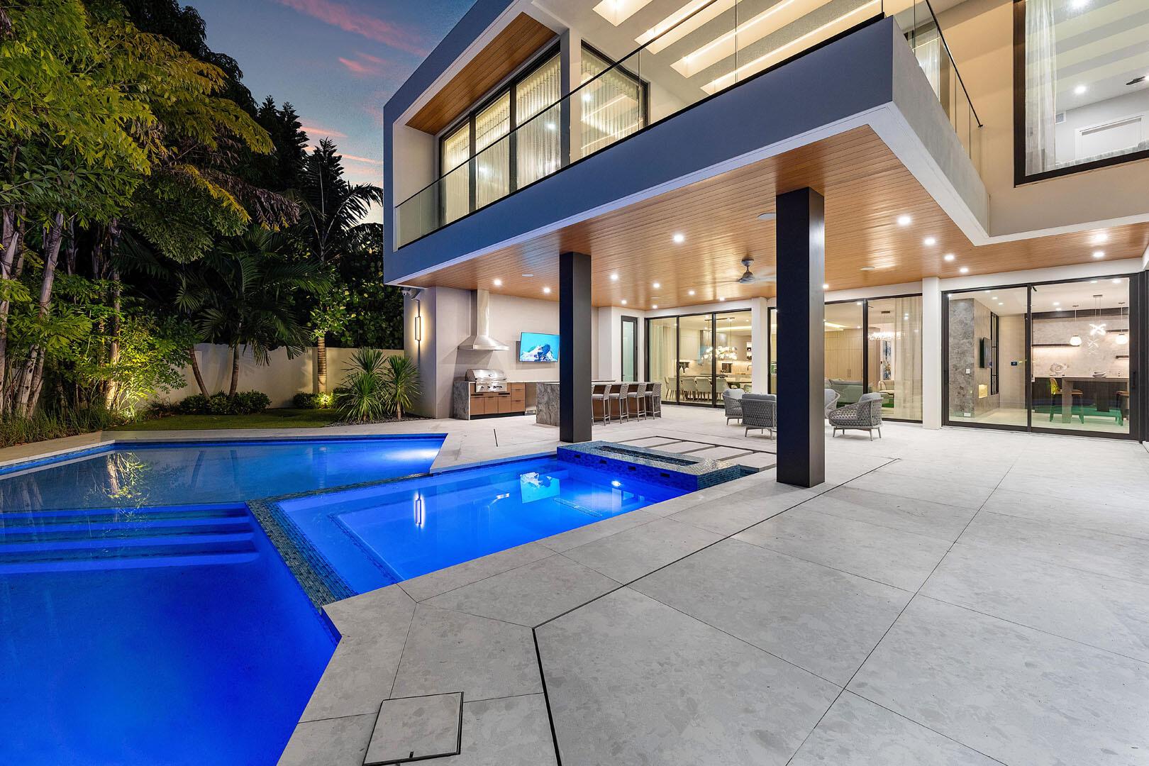 217 Thatch Palm Dr Boca Raton, FL 33432