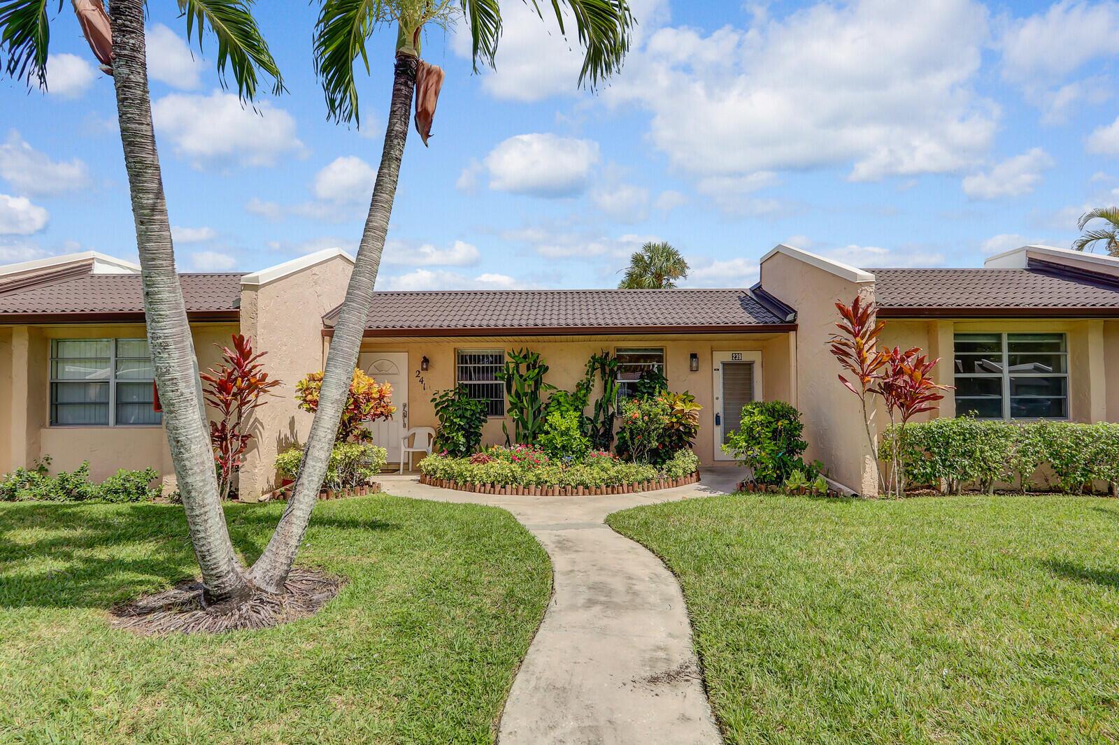239 Lake Meryl Dr