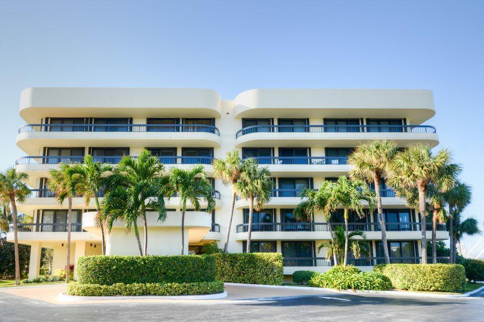 50 Beach Rd #104
