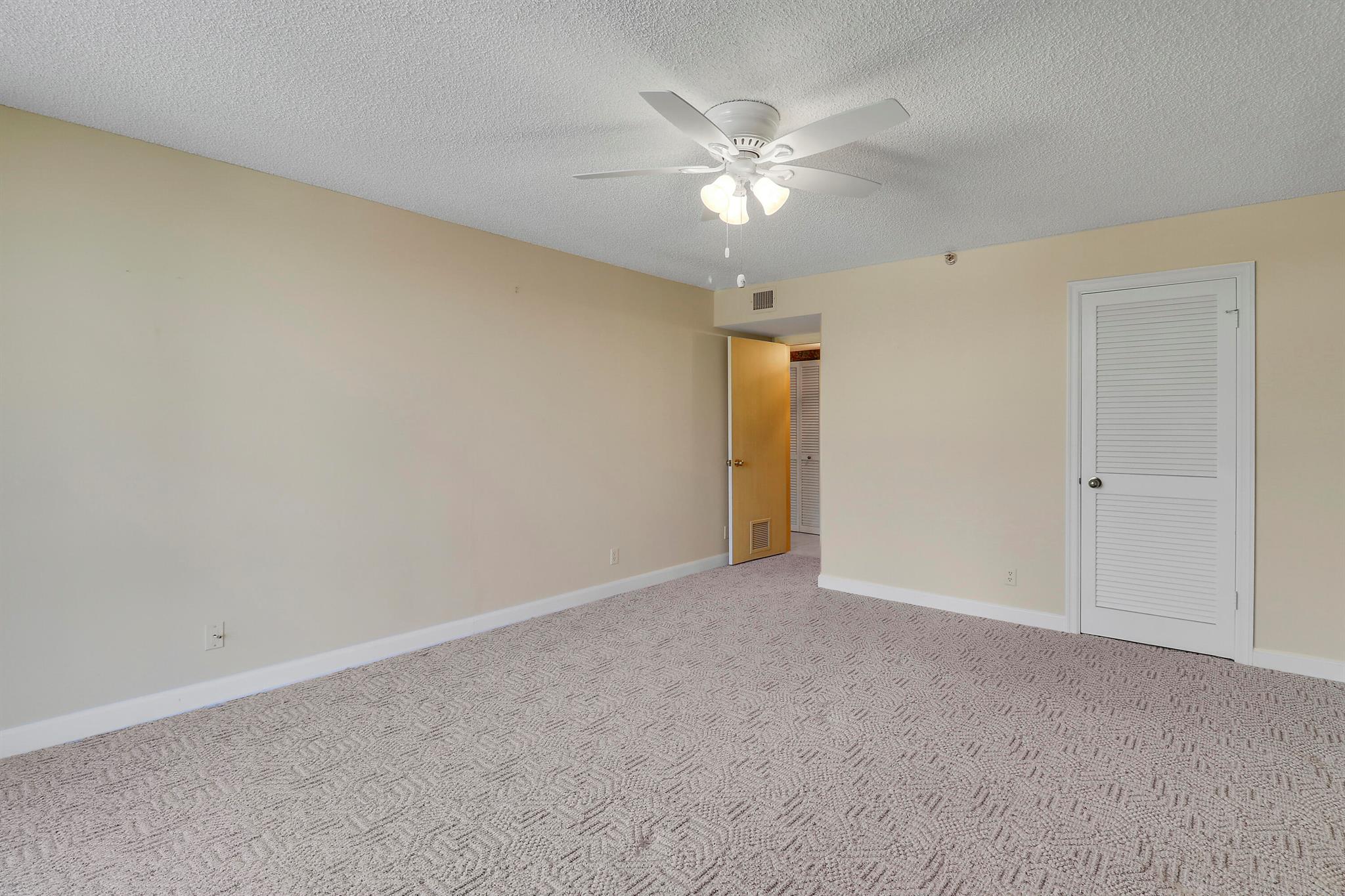 50 Beach Rd #104 Tequesta, FL 33469