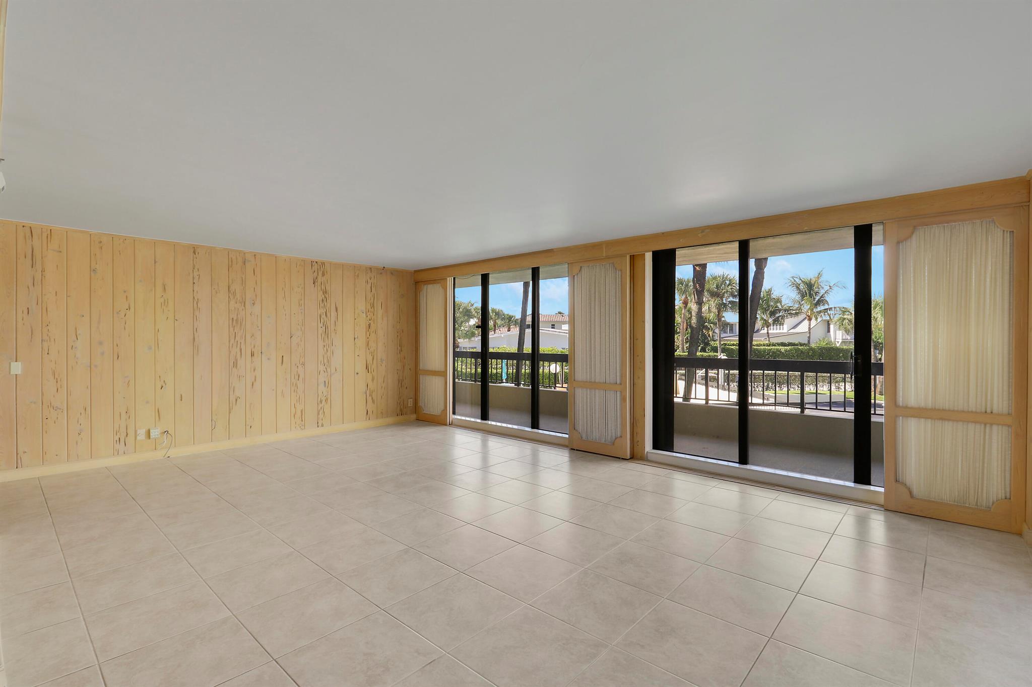 50 Beach Rd #104 Tequesta, FL 33469