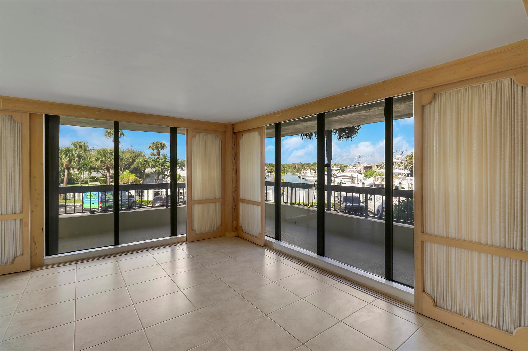 50 Beach Rd #104 Tequesta, FL 33469
