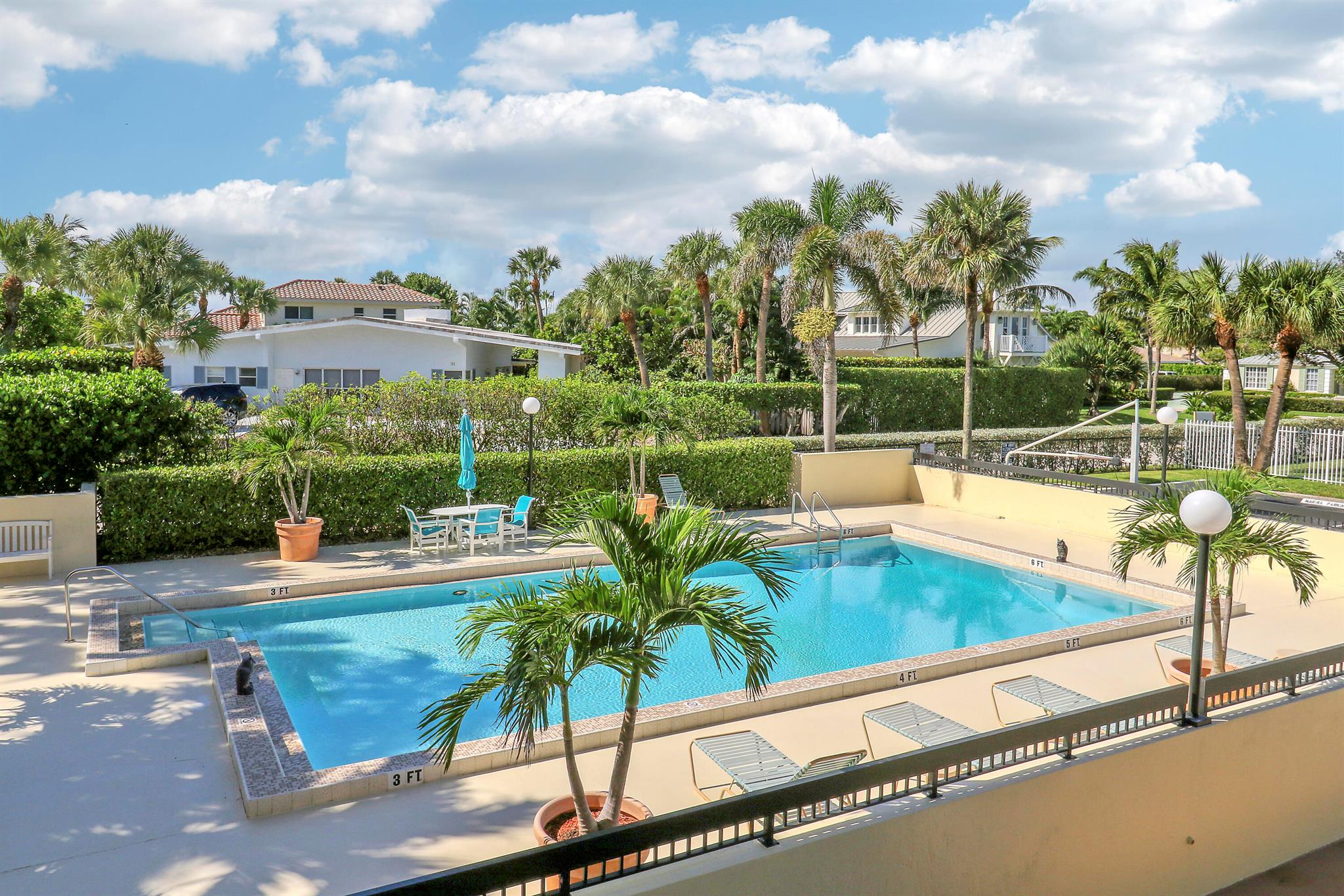 50 Beach Rd #104 Tequesta, FL 33469