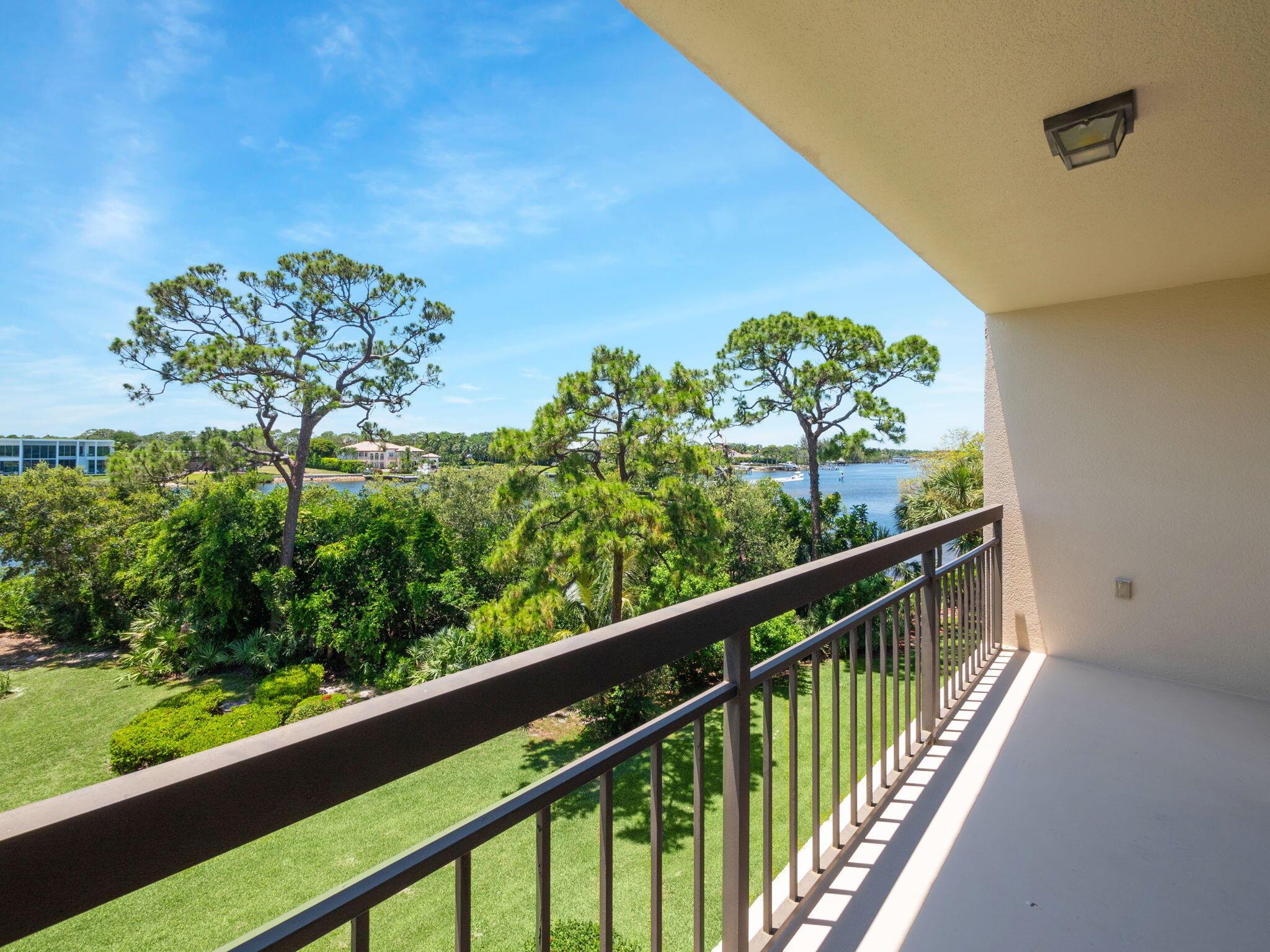 1901 Marina Isle Way #403 Jupiter, FL 33477