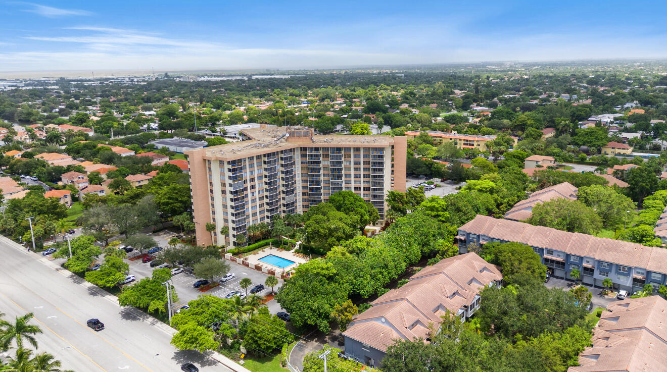 10777 W Sample Rd #609