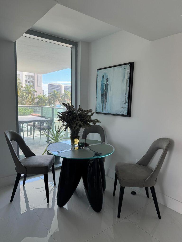 1133 102nd St #403 Bay Harbor Islands, FL 33154