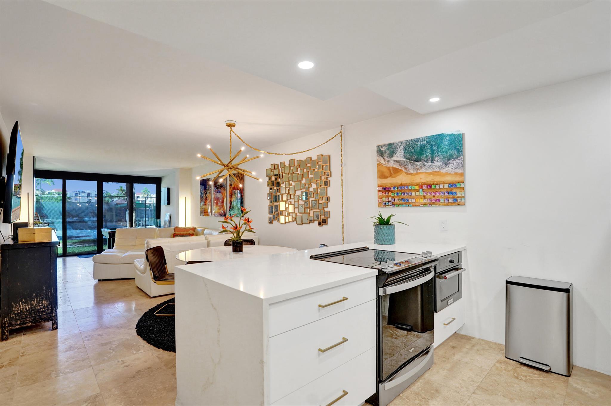 755 Dotterel Rd #1112