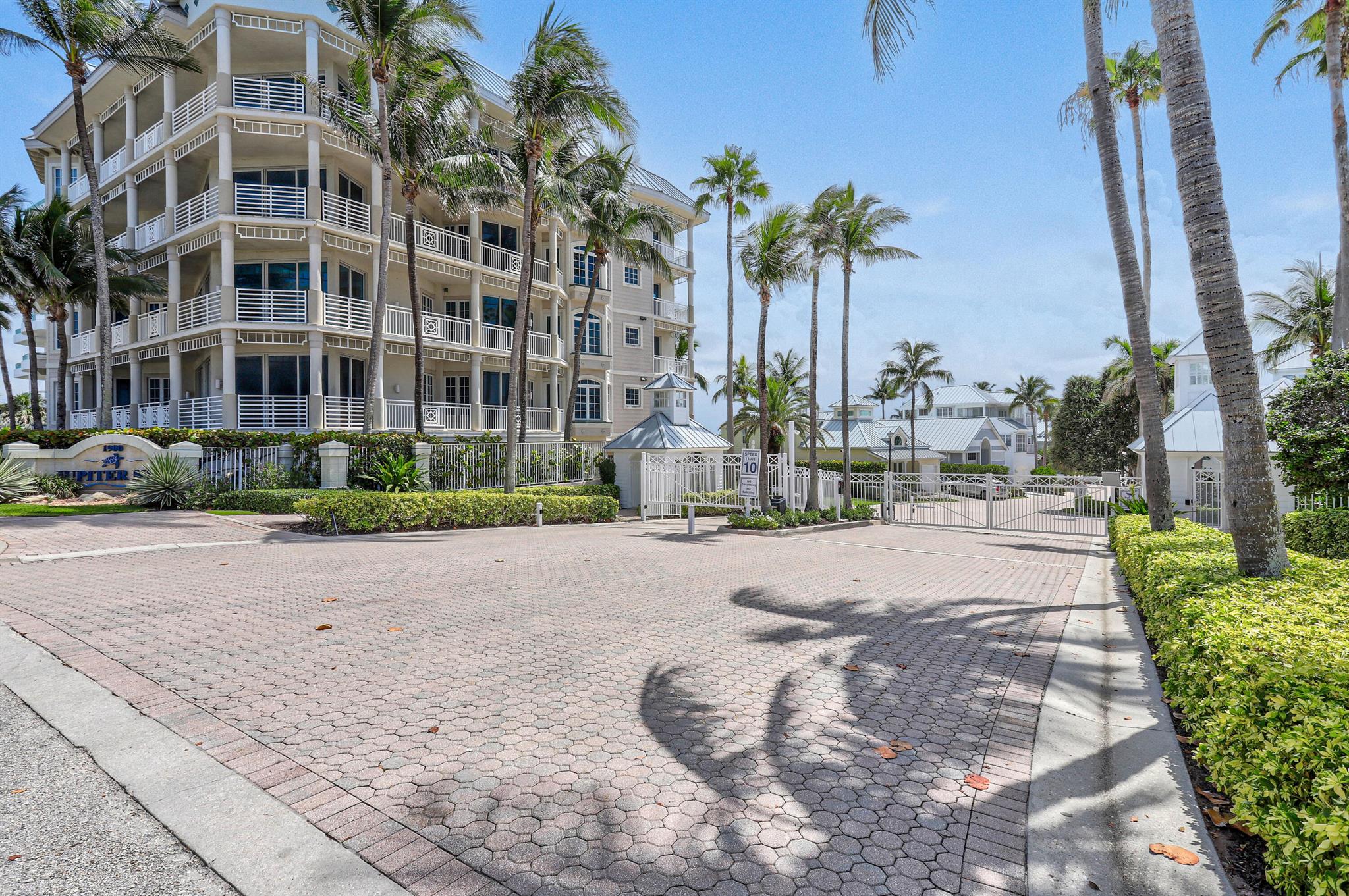 144 Jupiter Key Rd Jupiter, FL 33477