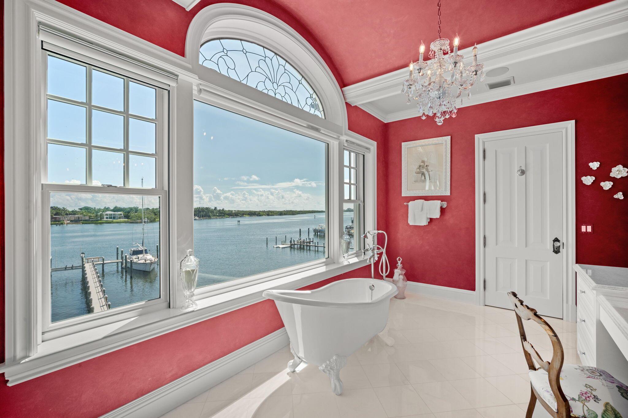 17667 SE Federal Hwy Jupiter, FL 33469