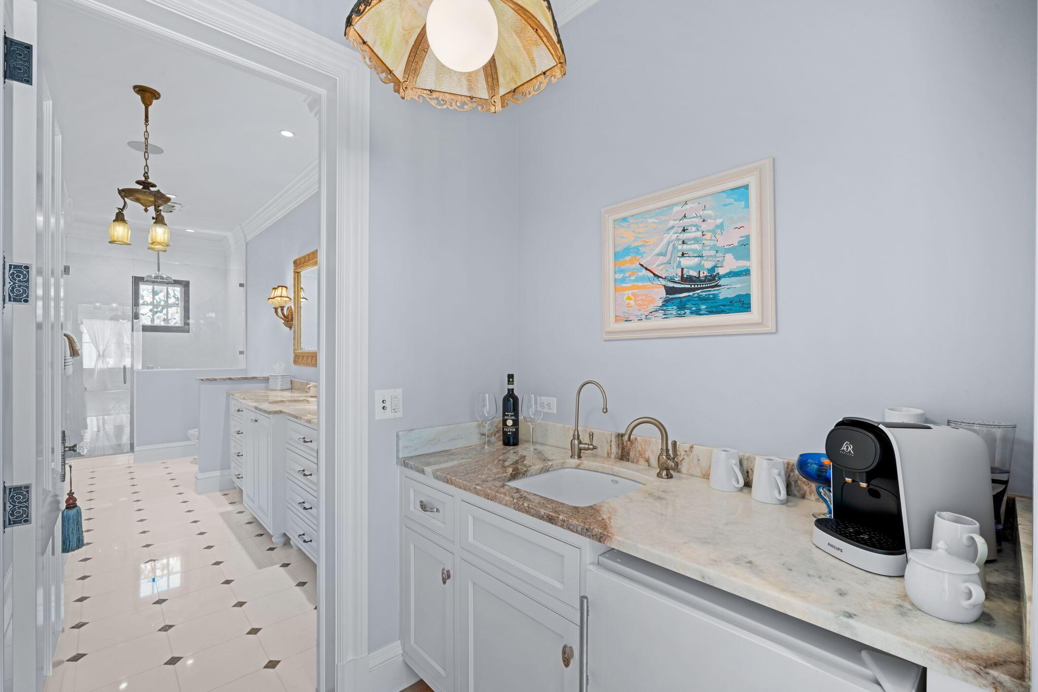 17667 SE Federal Hwy Jupiter, FL 33469