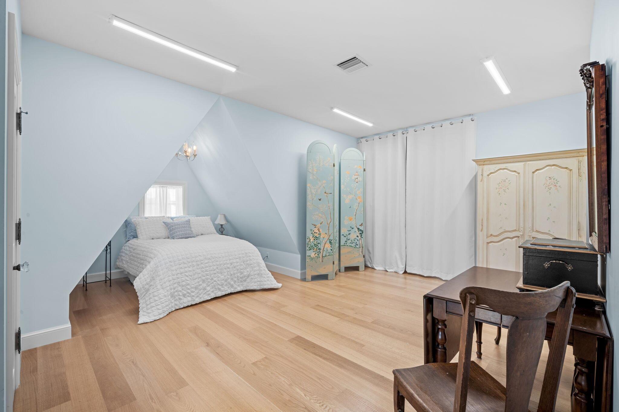 17667 SE Federal Hwy Jupiter, FL 33469