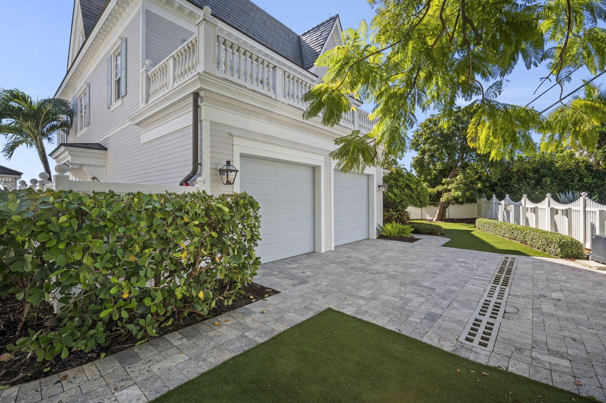 17667 SE Federal Hwy Jupiter, FL 33469