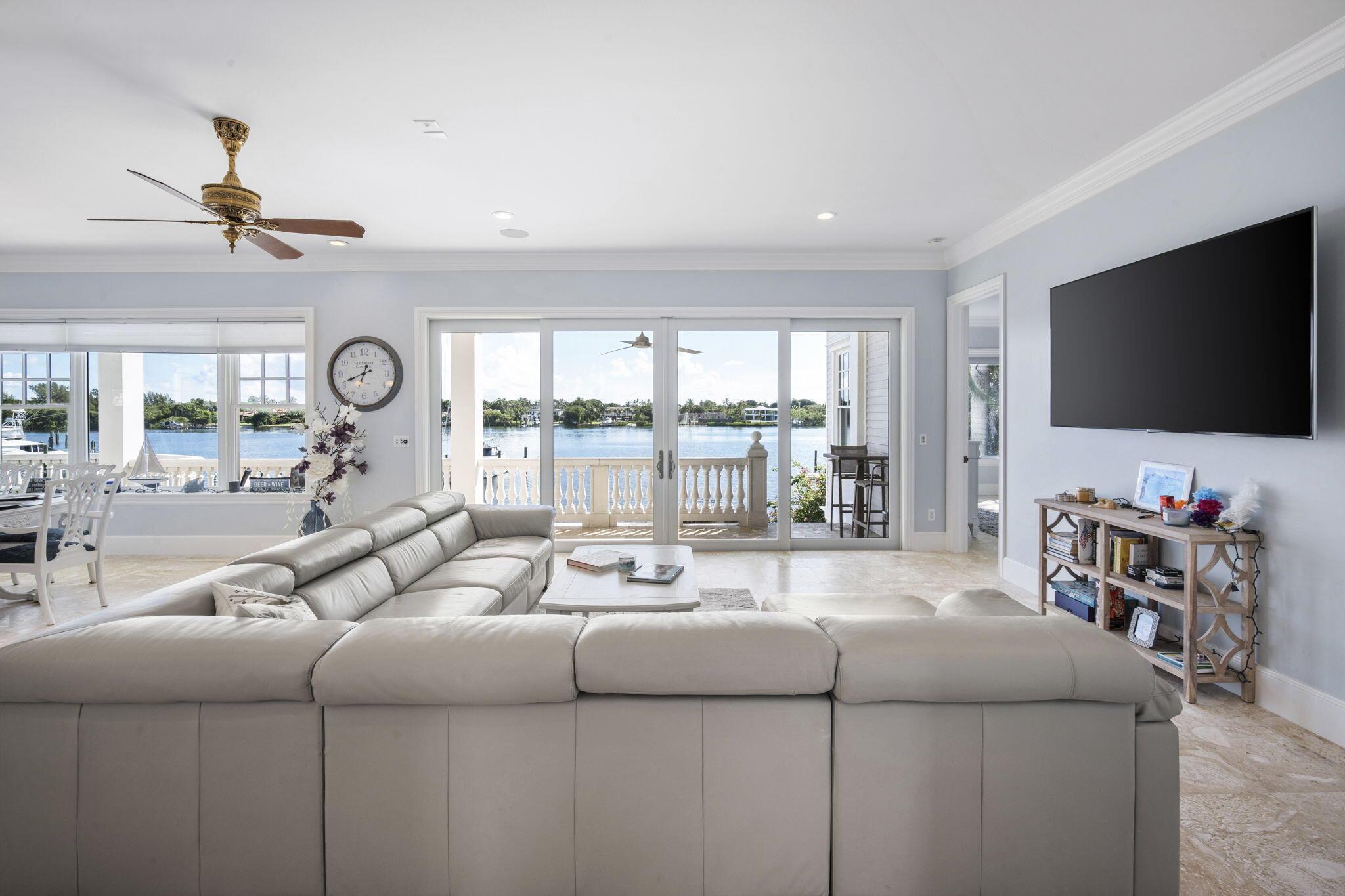 17667 SE Federal Hwy Jupiter, FL 33469