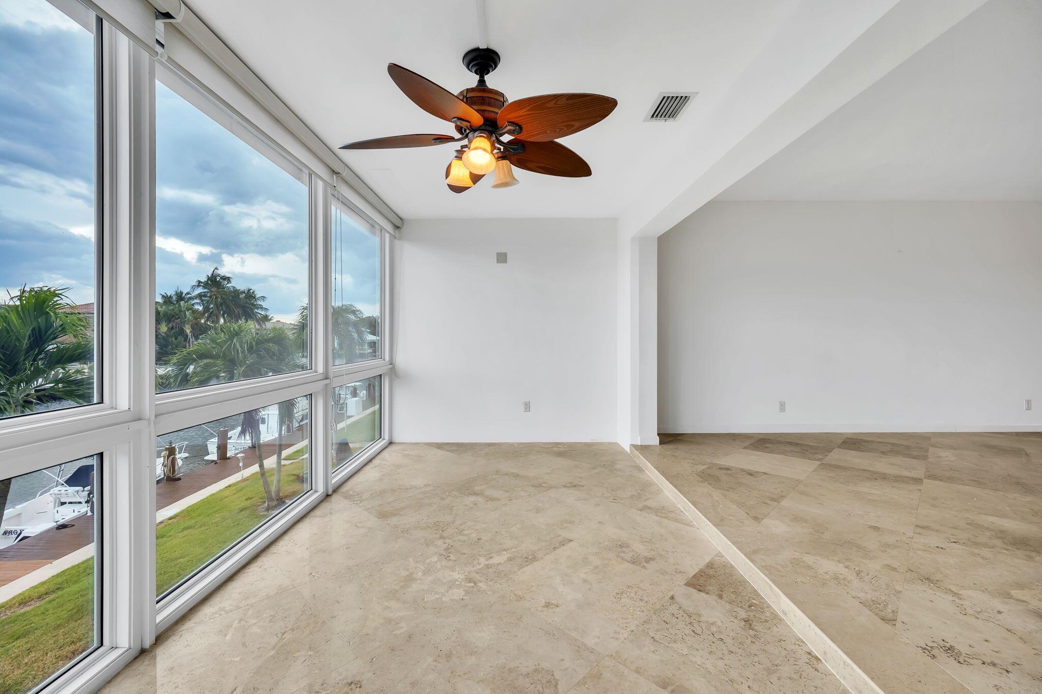 2400 NE 36th St #7 Lighthouse Point, FL 33064