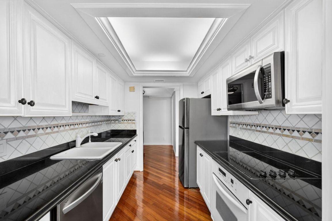 5280 N Ocean #14-D Riviera Beach, FL 33404