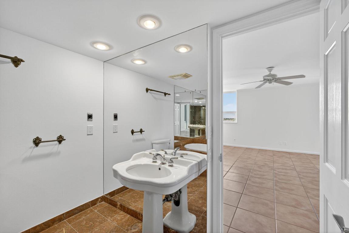 5280 N Ocean #14-D Riviera Beach, FL 33404