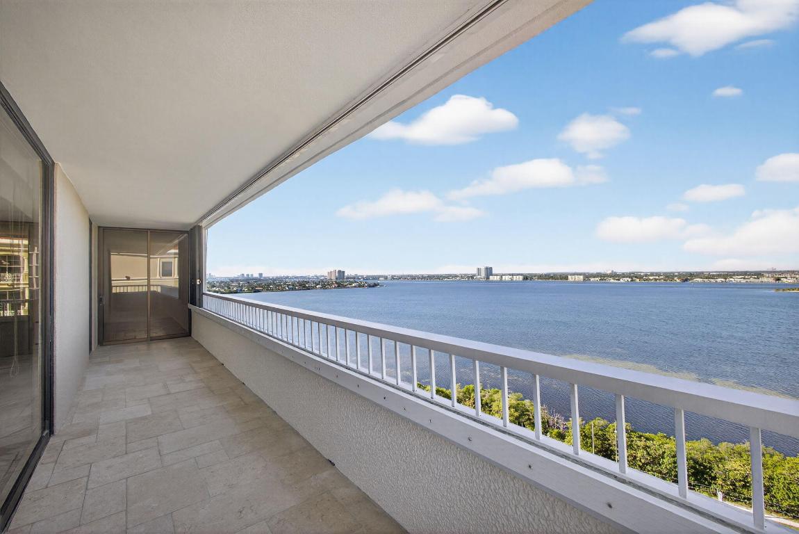 5280 N Ocean #14-D Riviera Beach, FL 33404