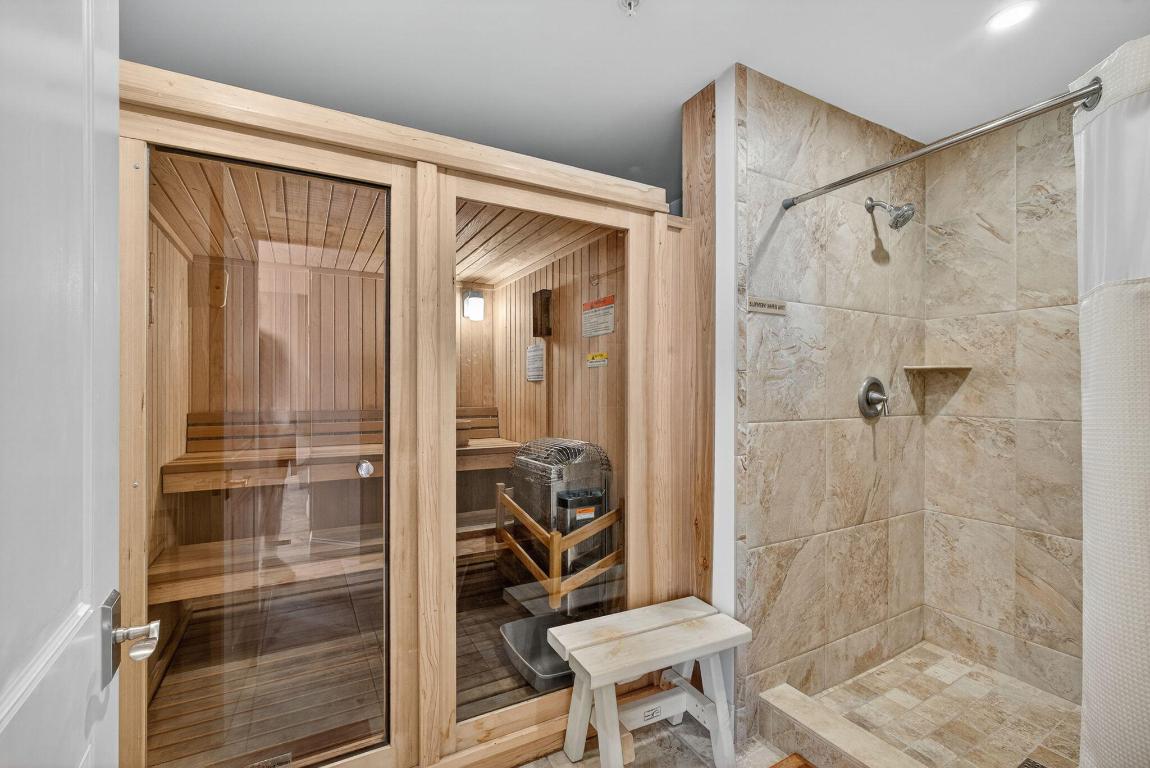 5280 N Ocean #14-D Riviera Beach, FL 33404