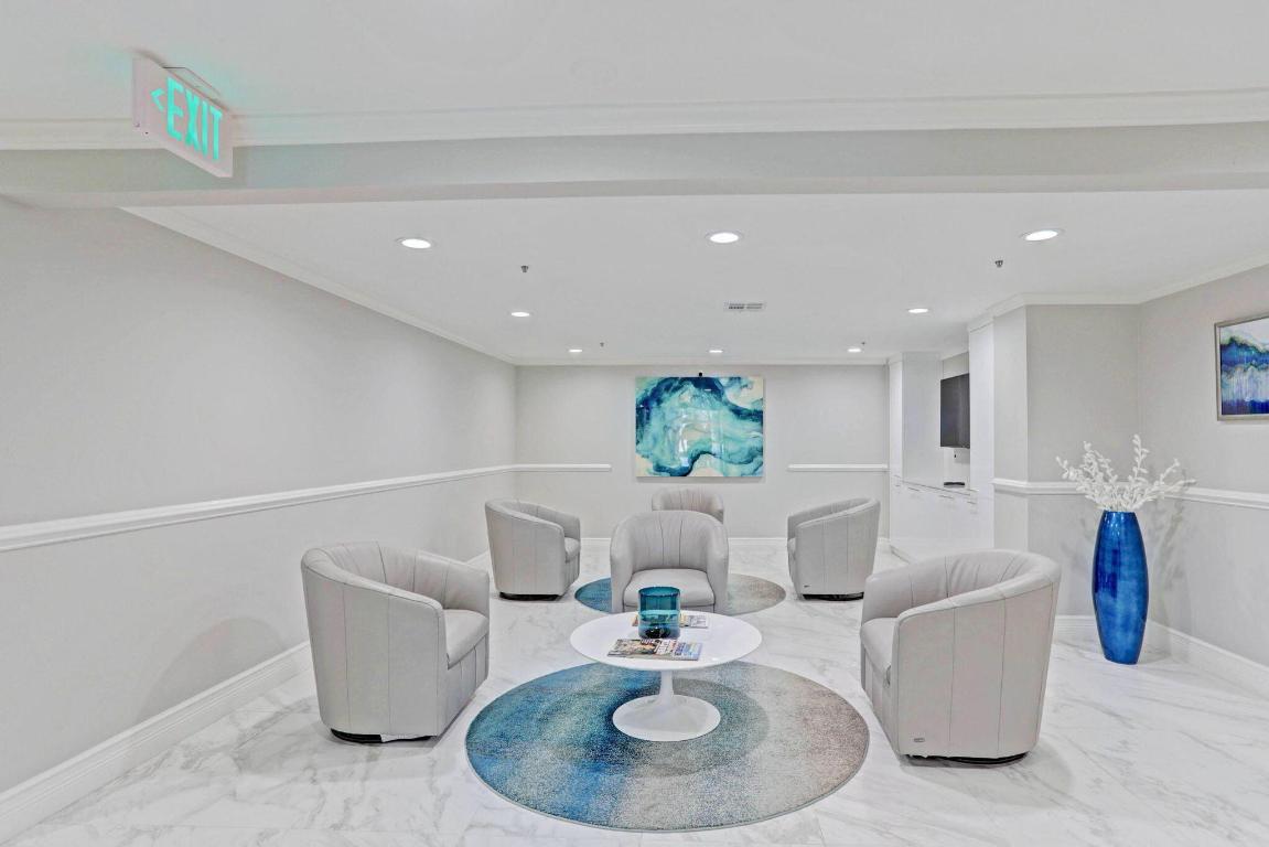 5280 N Ocean #14-D Riviera Beach, FL 33404