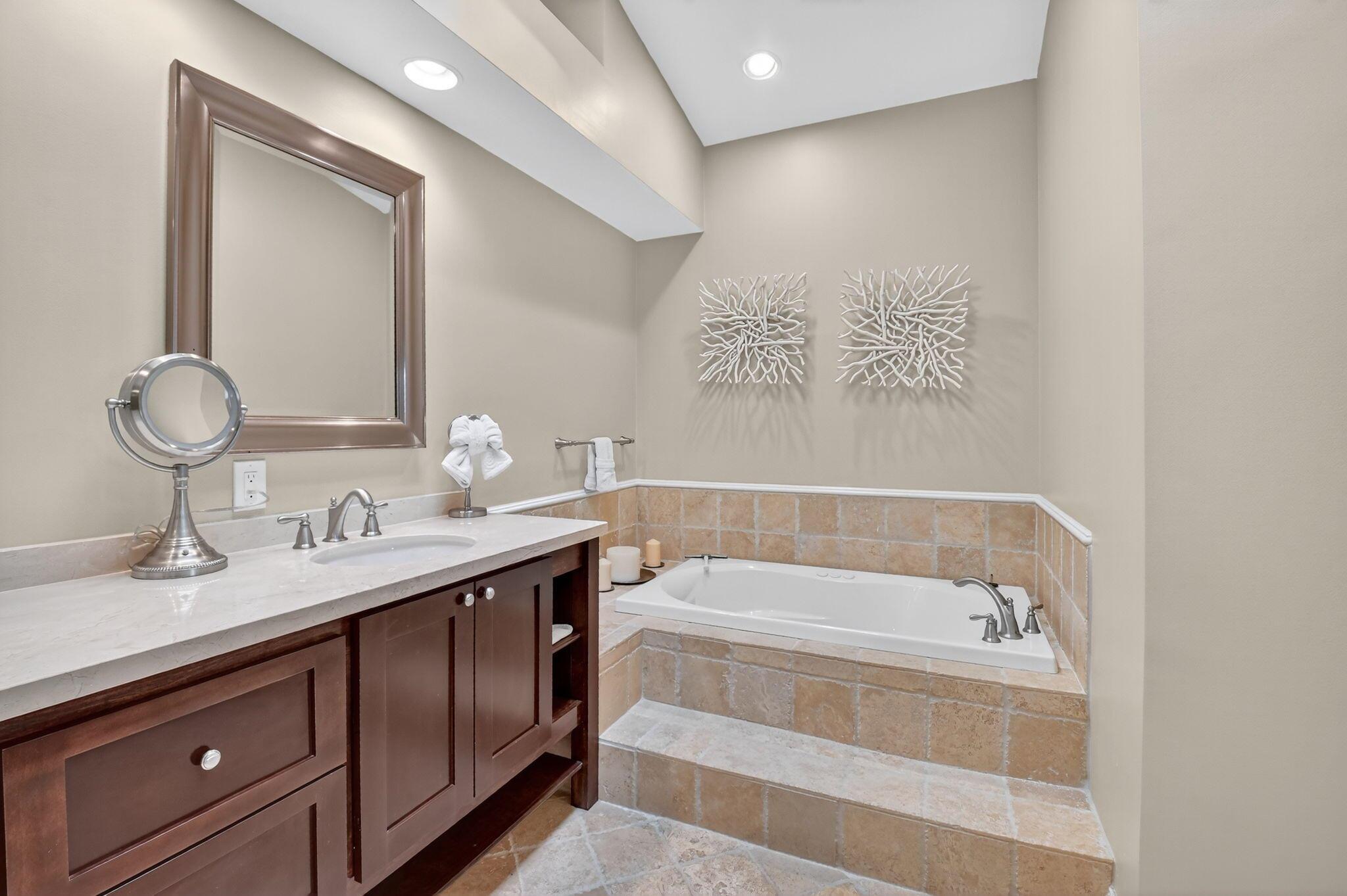 5850 NW 21st Ave Boca Raton, FL 33496