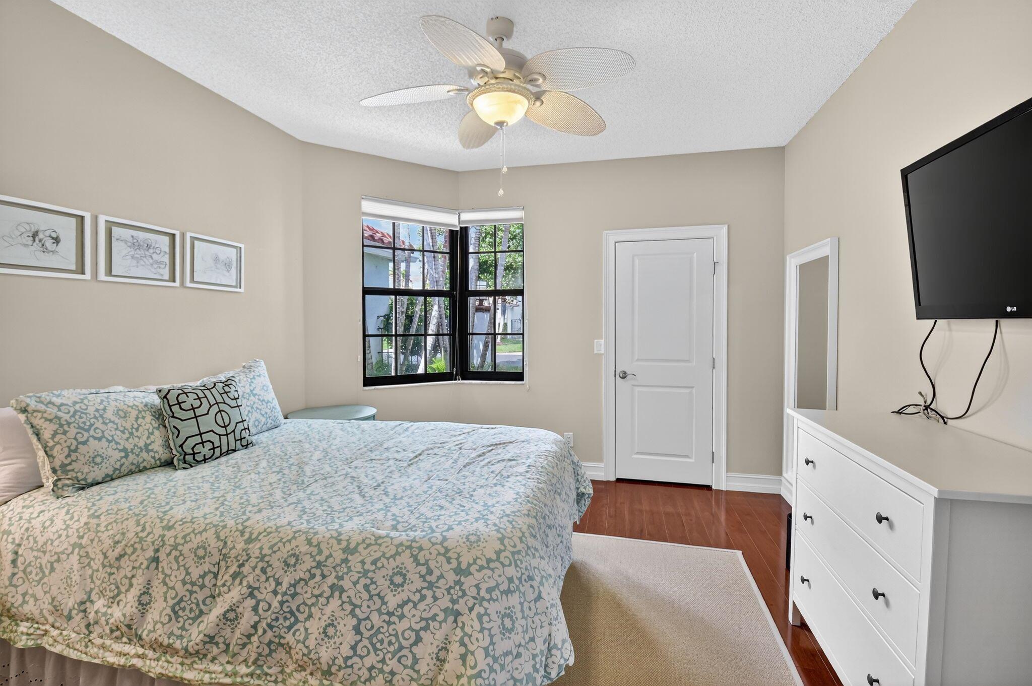 5850 NW 21st Ave Boca Raton, FL 33496