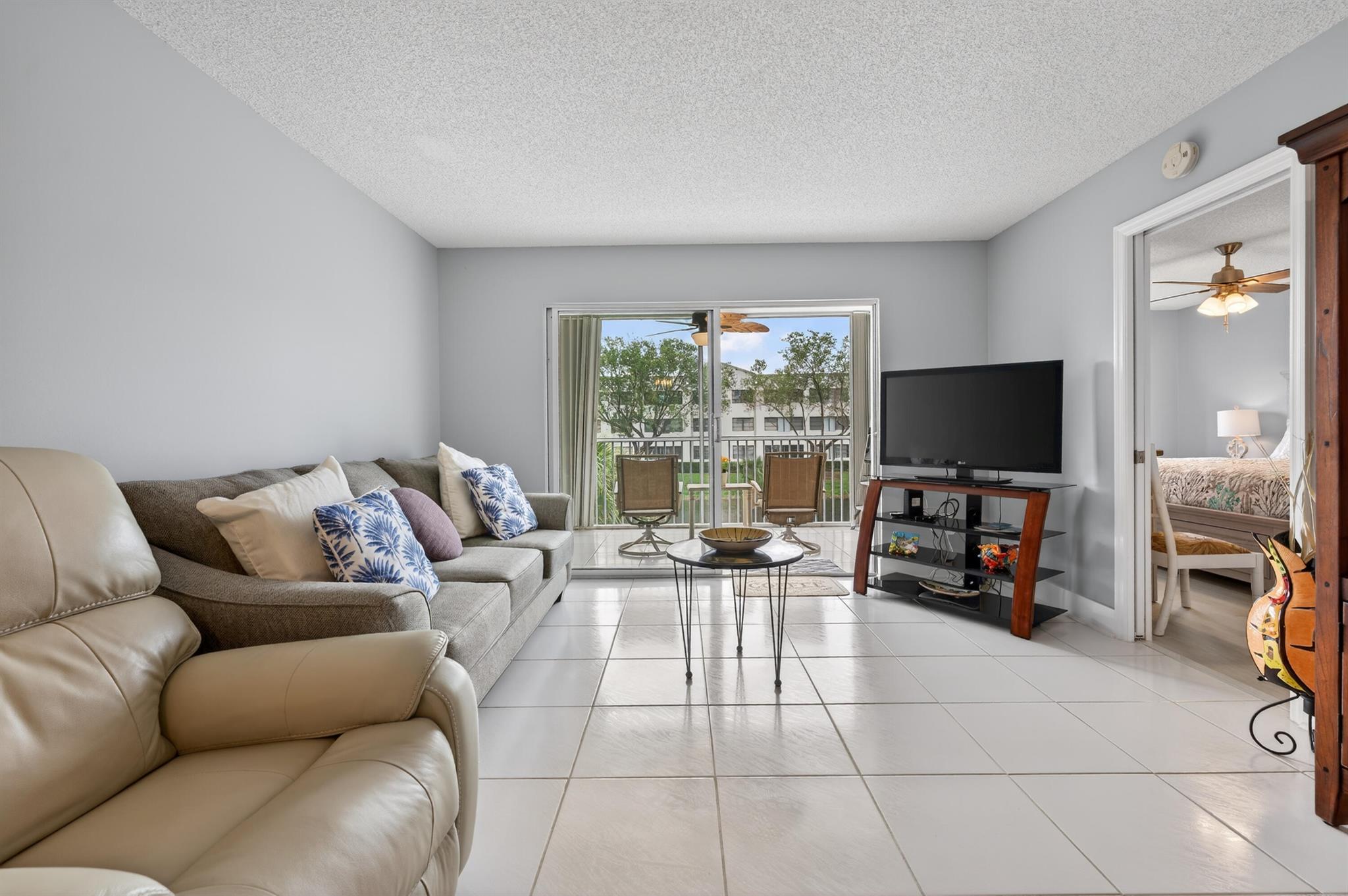 7142 S Devon Dr #210 Tamarac, FL 33321