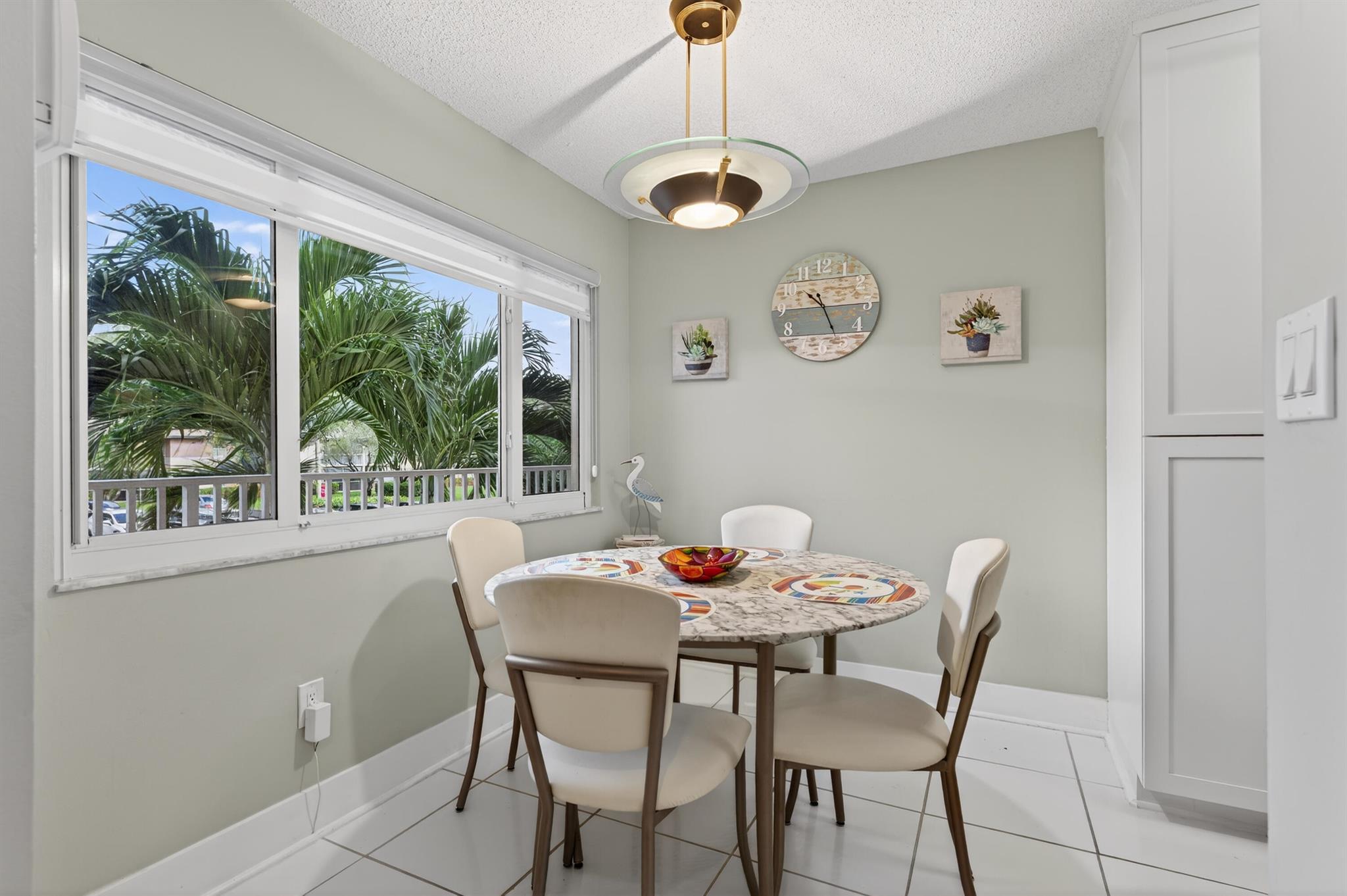 7142 S Devon Dr #210 Tamarac, FL 33321