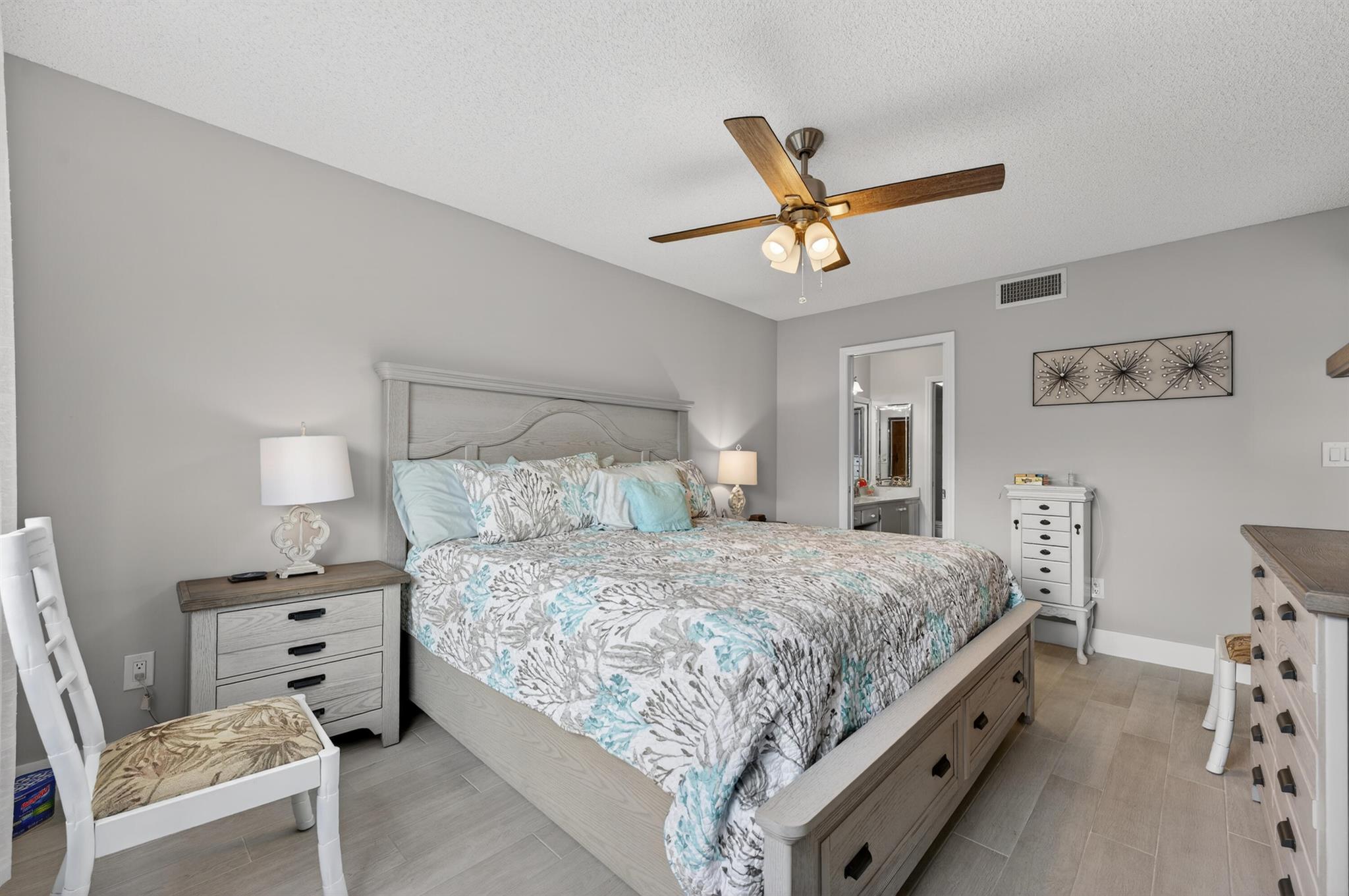 7142 S Devon Dr #210 Tamarac, FL 33321