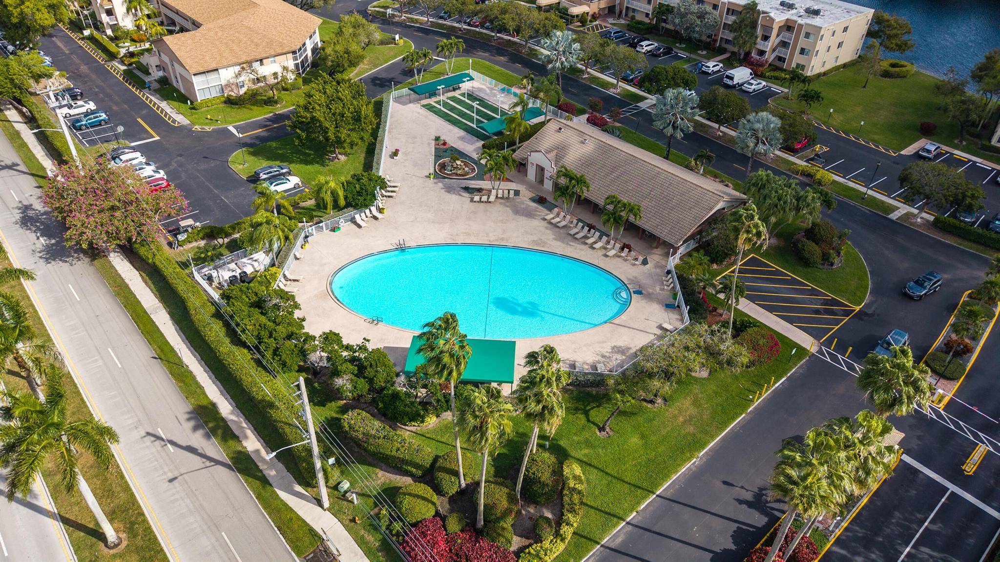 7142 S Devon Dr #210 Tamarac, FL 33321