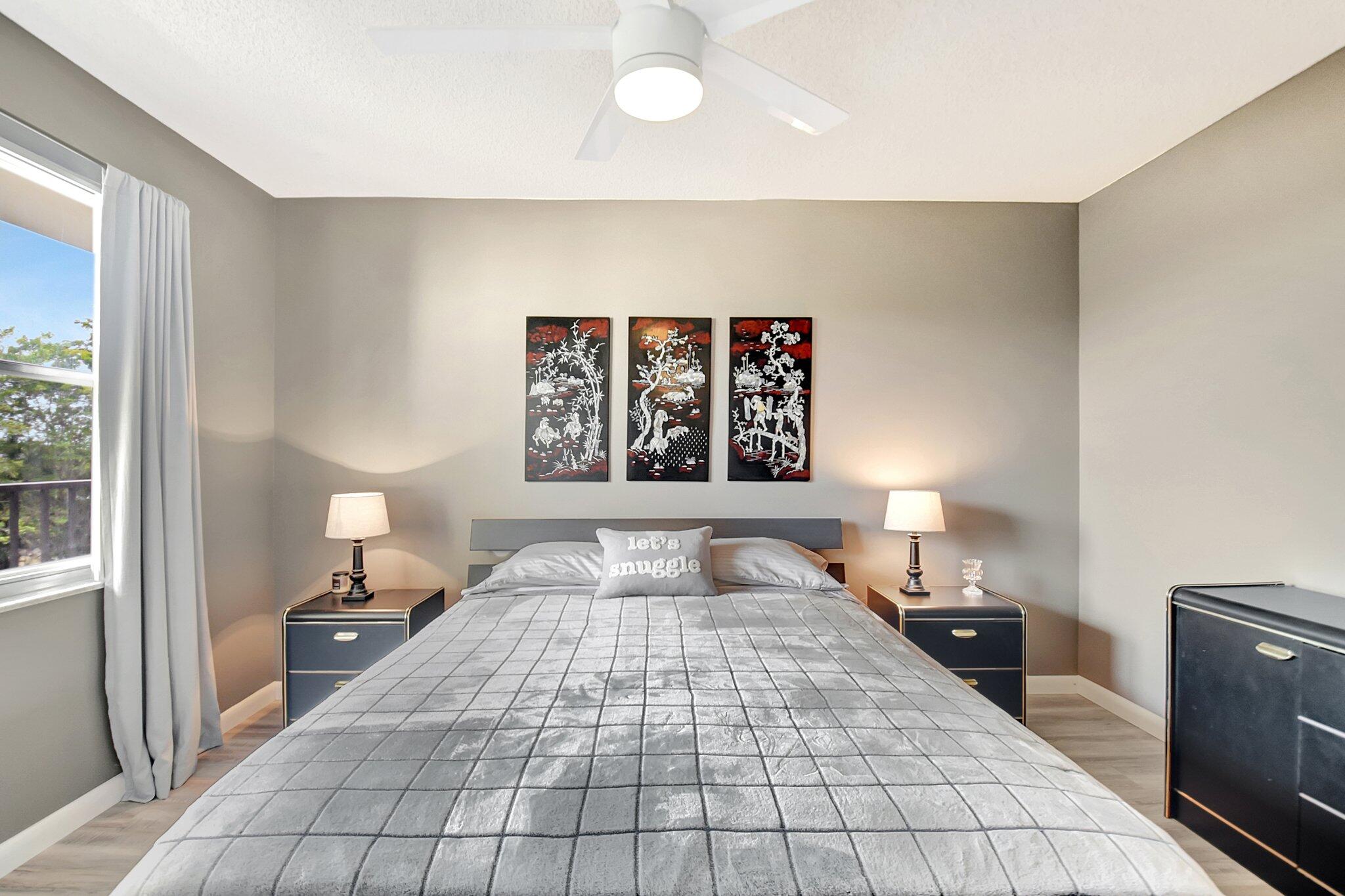 3951 Via Poinciana #415 Lake Worth, FL 33467