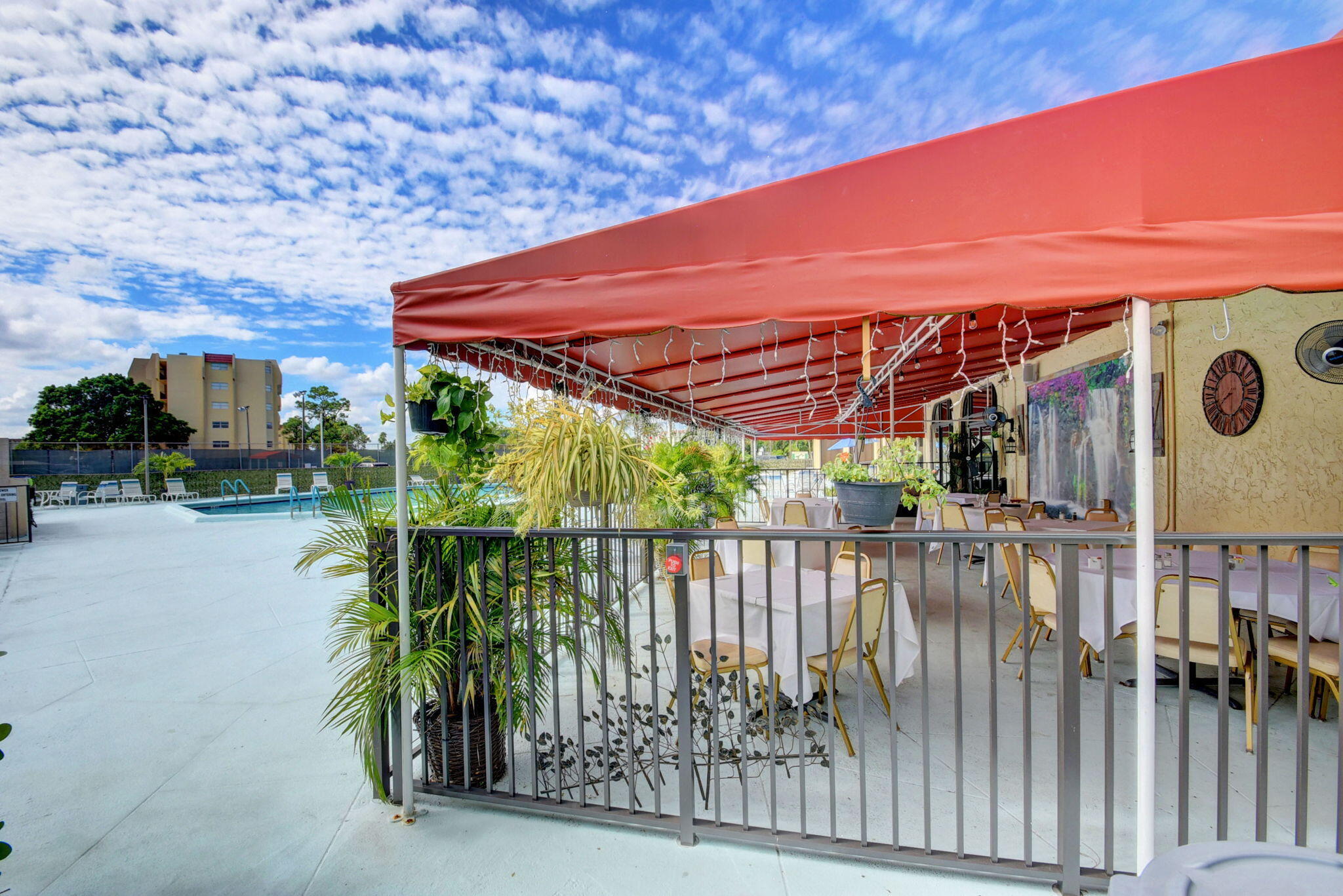 3951 Via Poinciana #415 Lake Worth, FL 33467