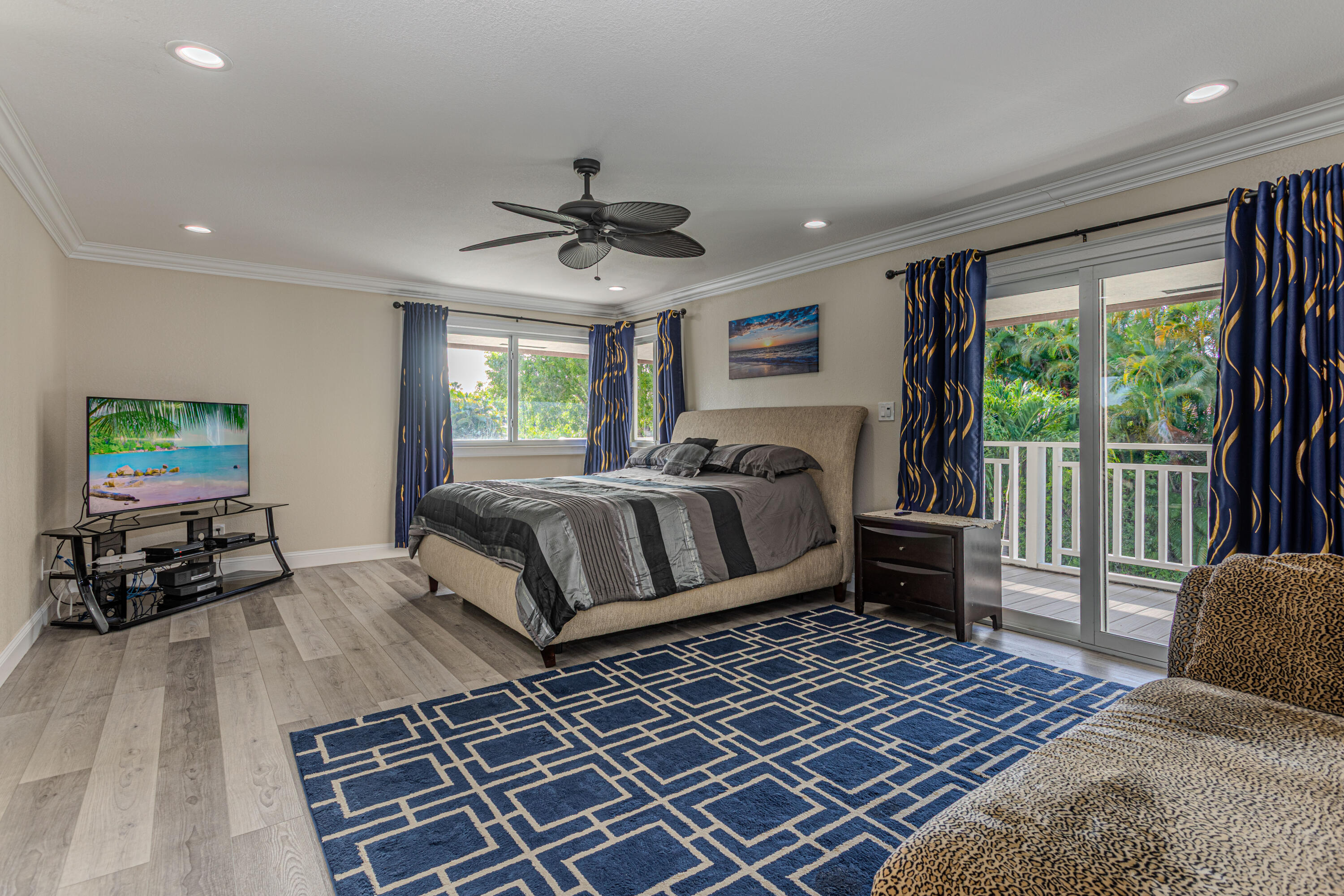 875 NW 120th Plantation, FL 33325