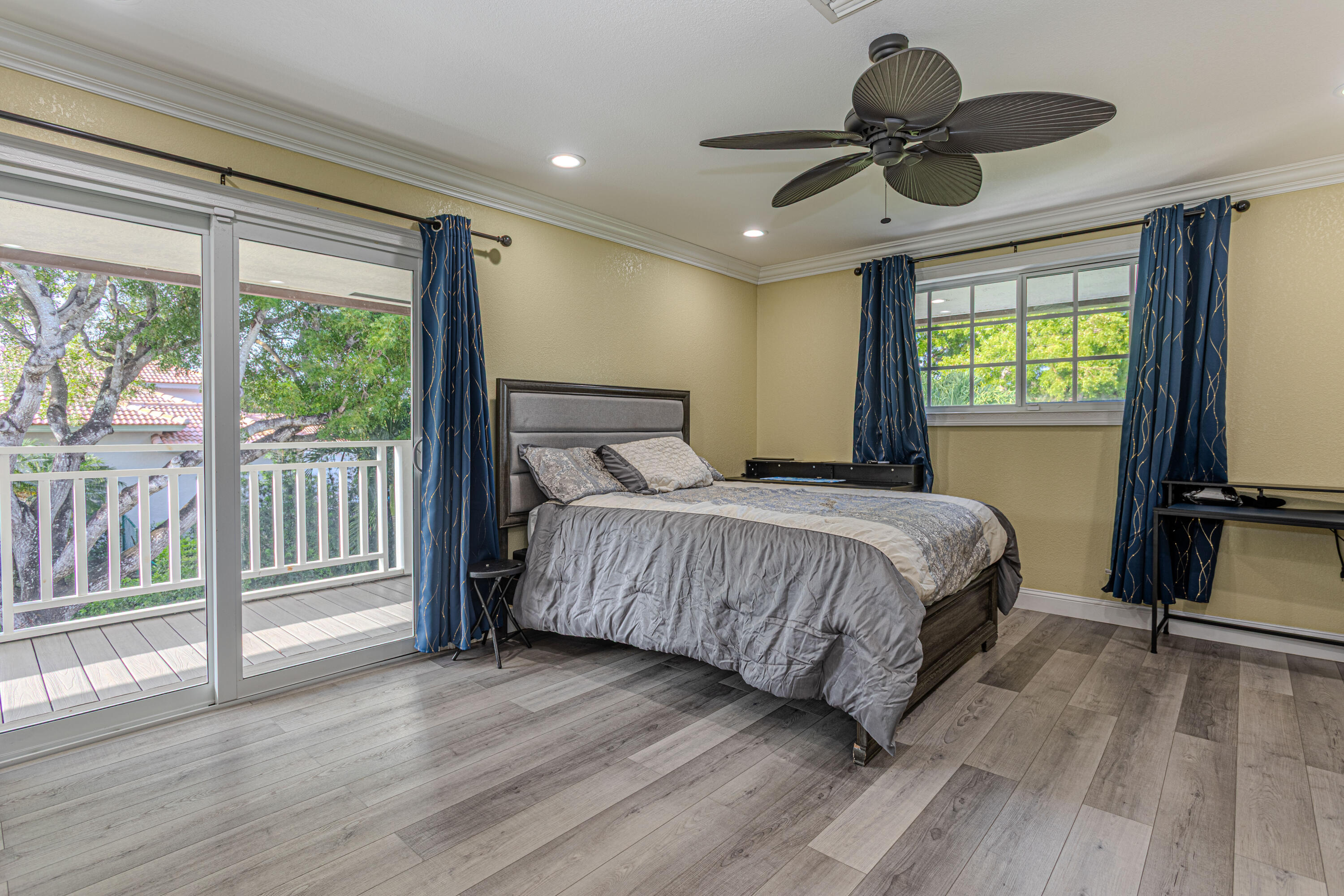 875 NW 120th Plantation, FL 33325