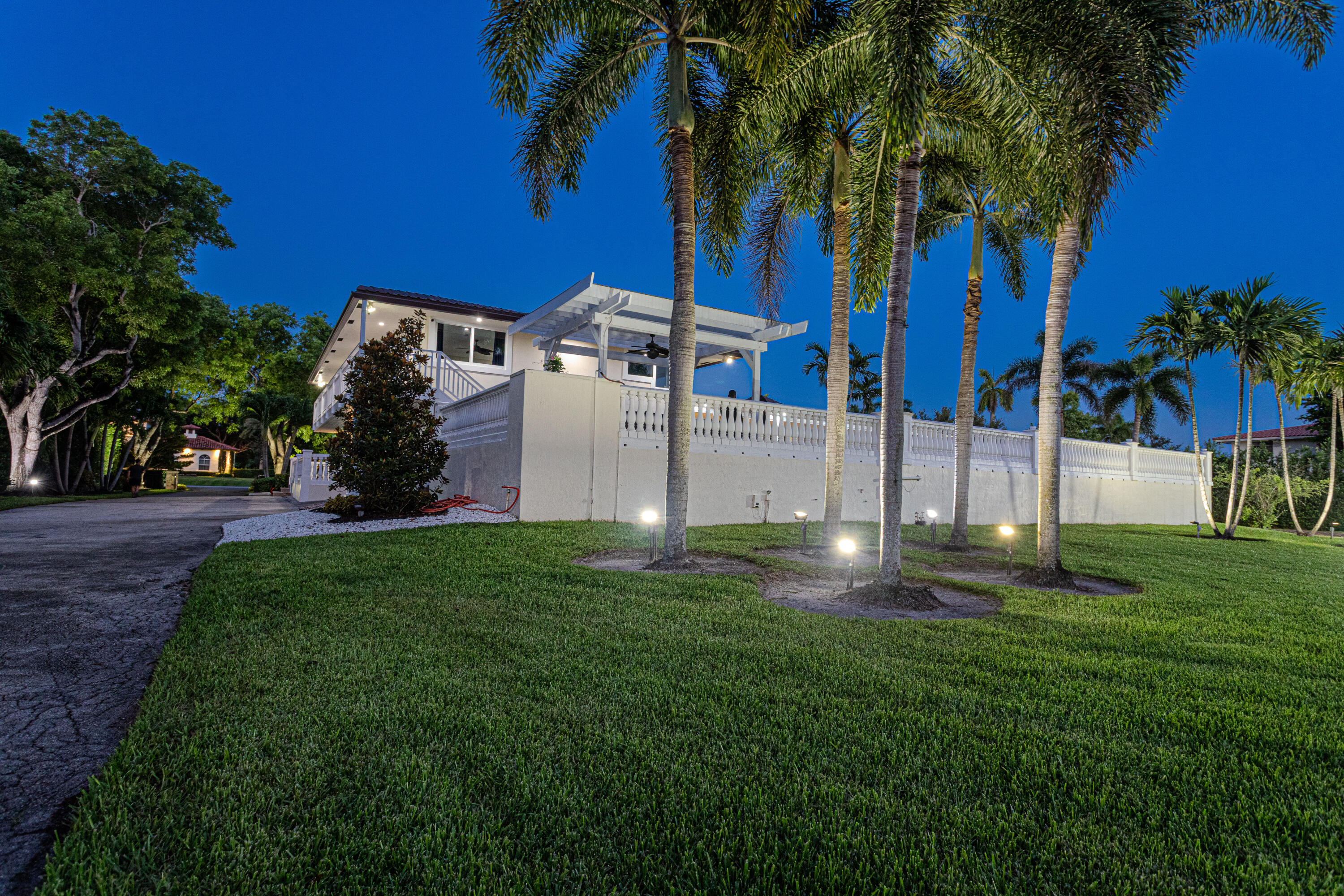 875 NW 120th Plantation, FL 33325