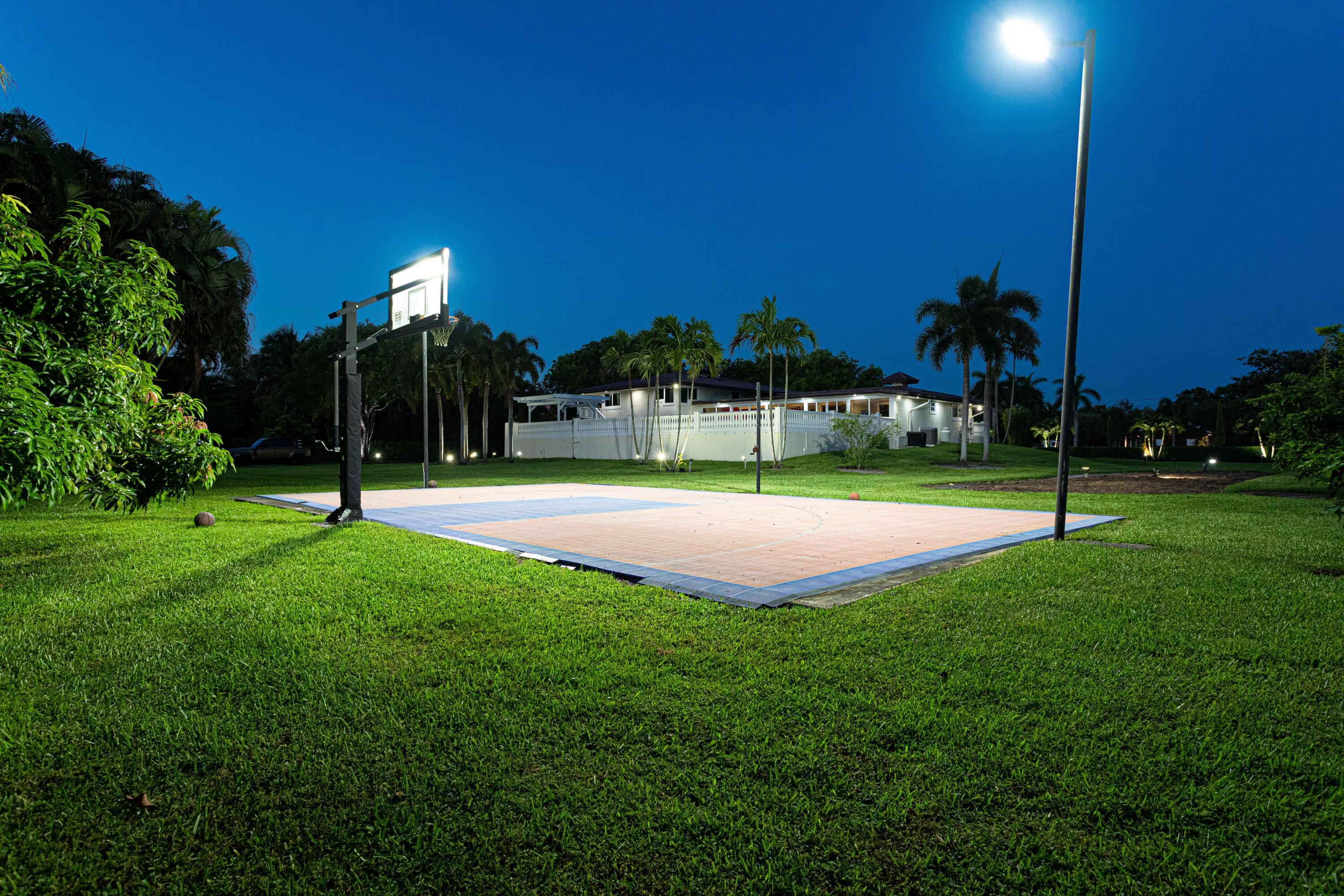 875 NW 120th Plantation, FL 33325