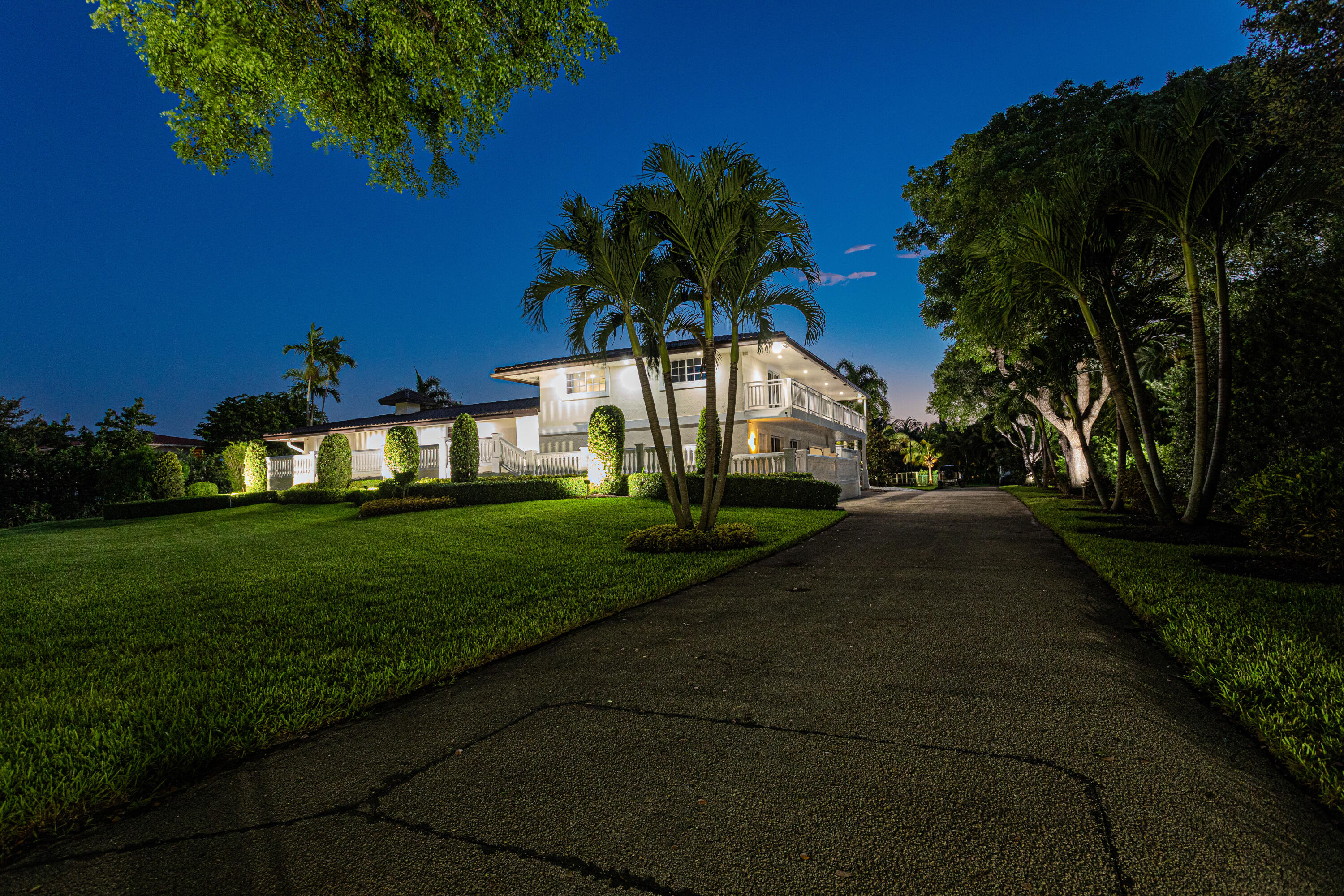 875 NW 120th Plantation, FL 33325