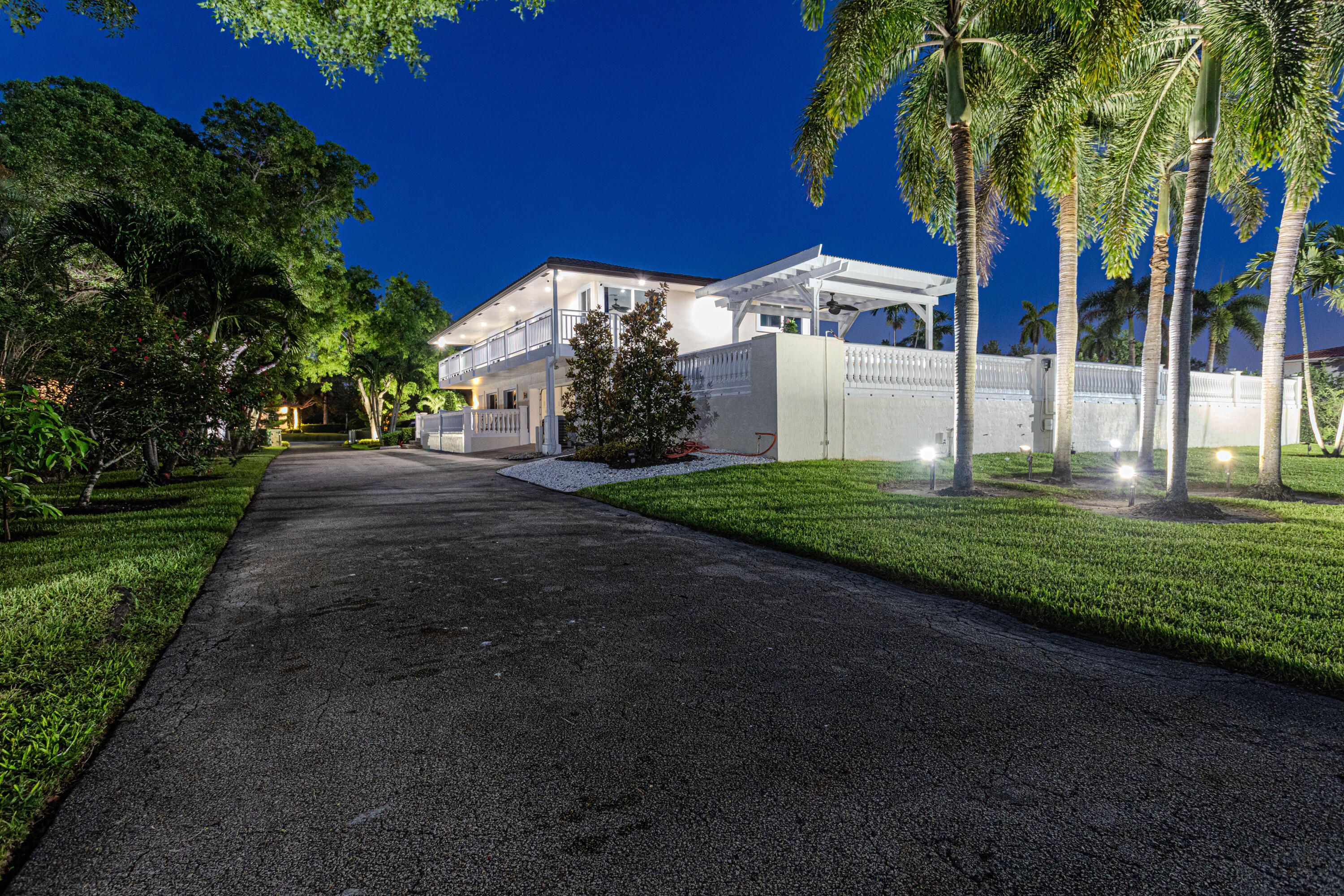 875 NW 120th Plantation, FL 33325