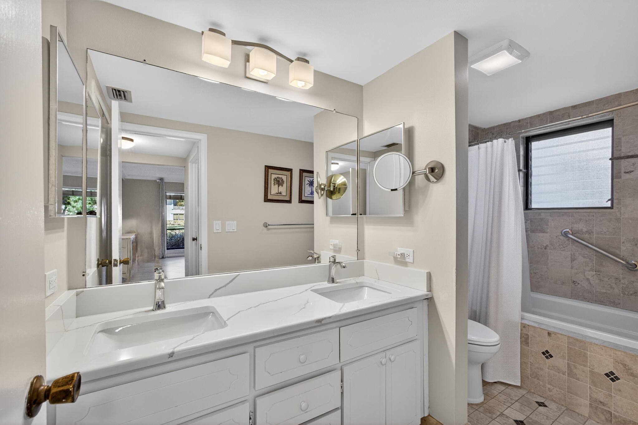 14 SE Turtle Crk #Unit B Jupiter, FL 33469