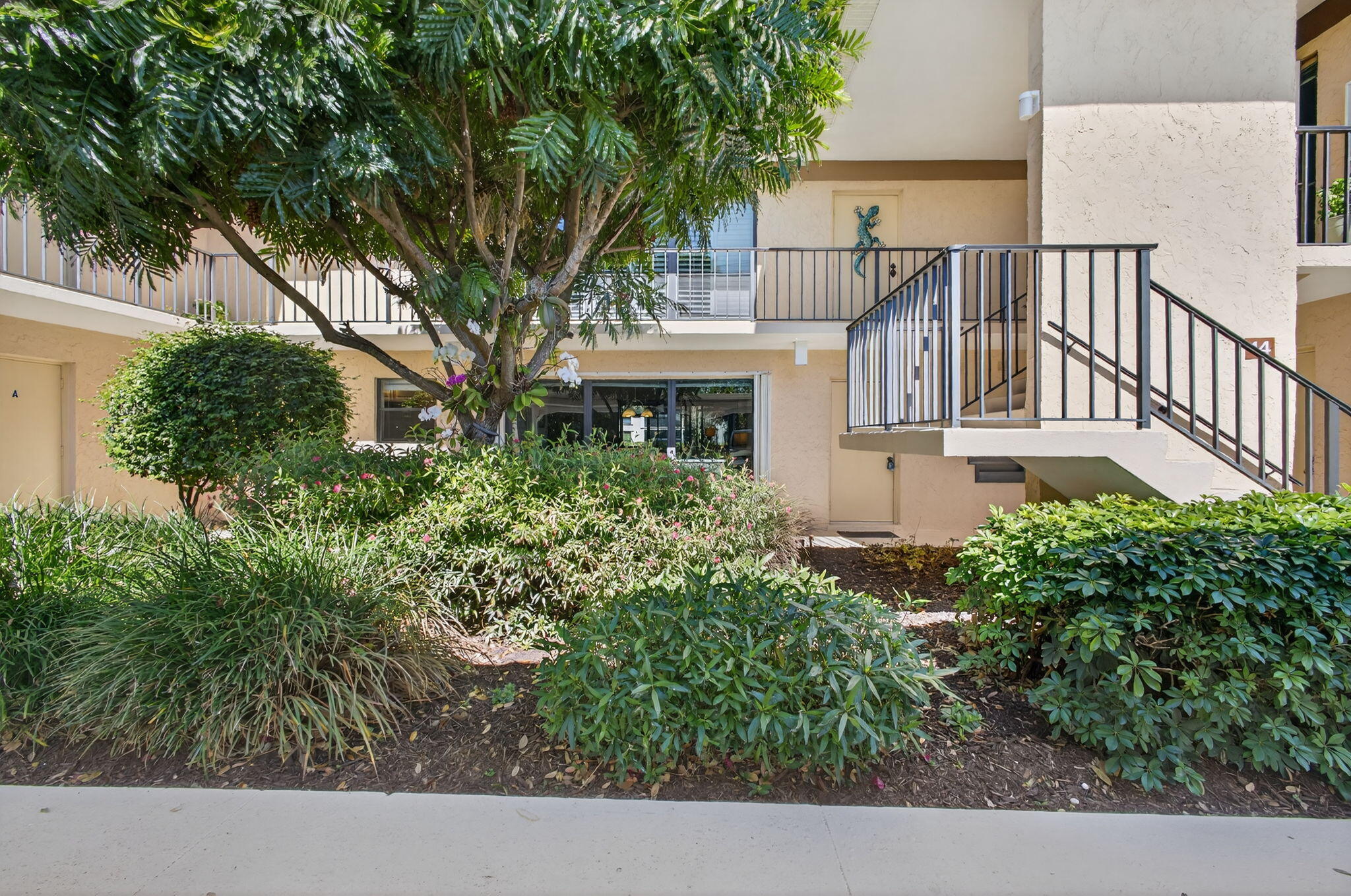 14 SE Turtle Crk #Unit B Jupiter, FL 33469