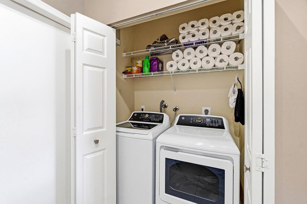 9562 Cherry Blossom Boynton Beach, FL 33437