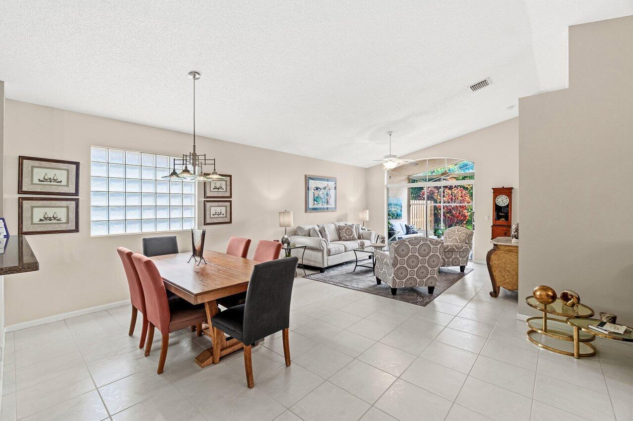 9562 Cherry Blossom Boynton Beach, FL 33437