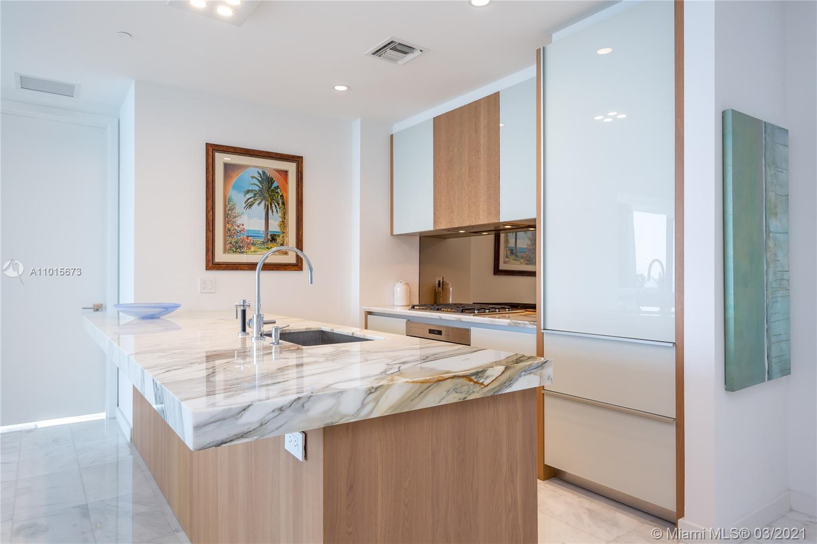 2831 S Bayshore Dr #2101 Miami, FL 33133