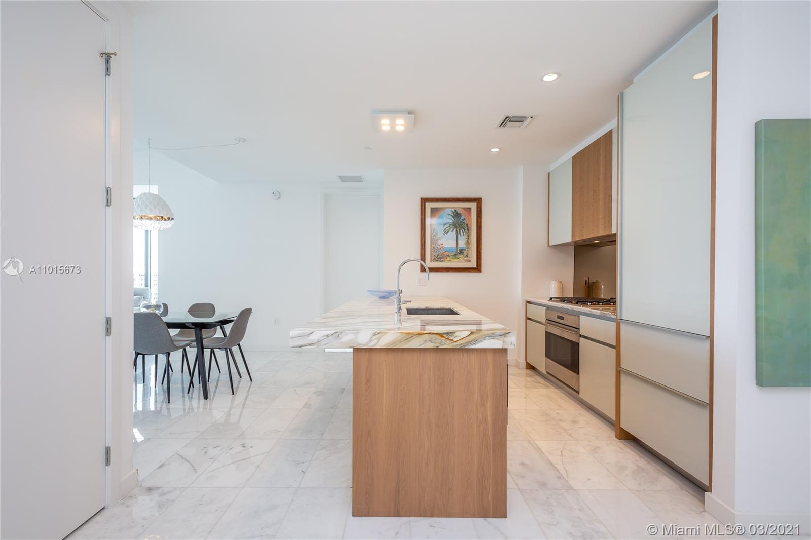 2831 S Bayshore Dr #2101 Miami, FL 33133