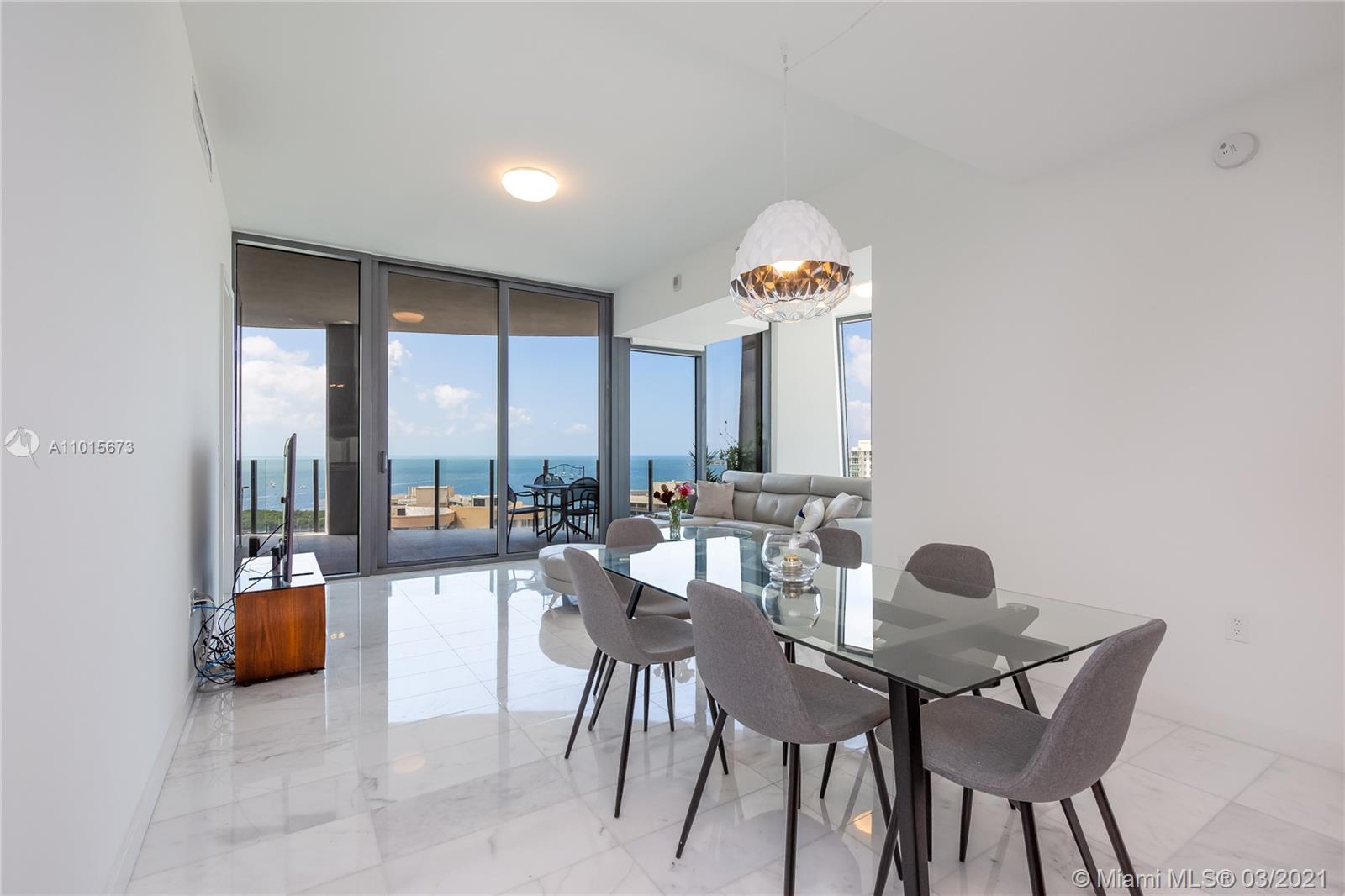 2831 S Bayshore Dr #2101 Miami, FL 33133