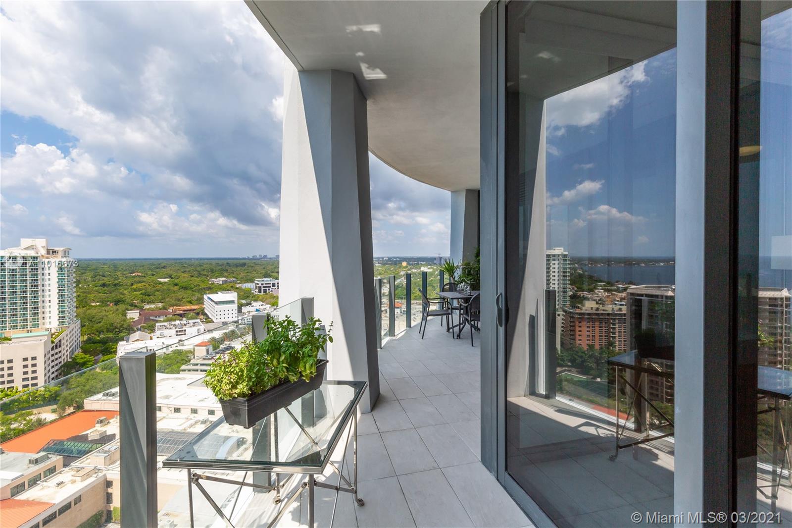 2831 S Bayshore Dr #2101 Miami, FL 33133