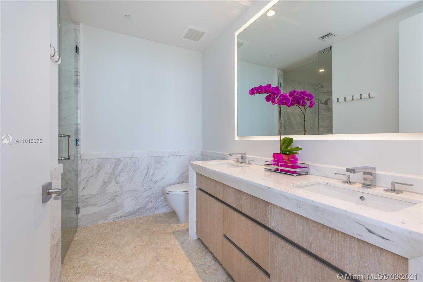 2831 S Bayshore Dr #2101 Miami, FL 33133