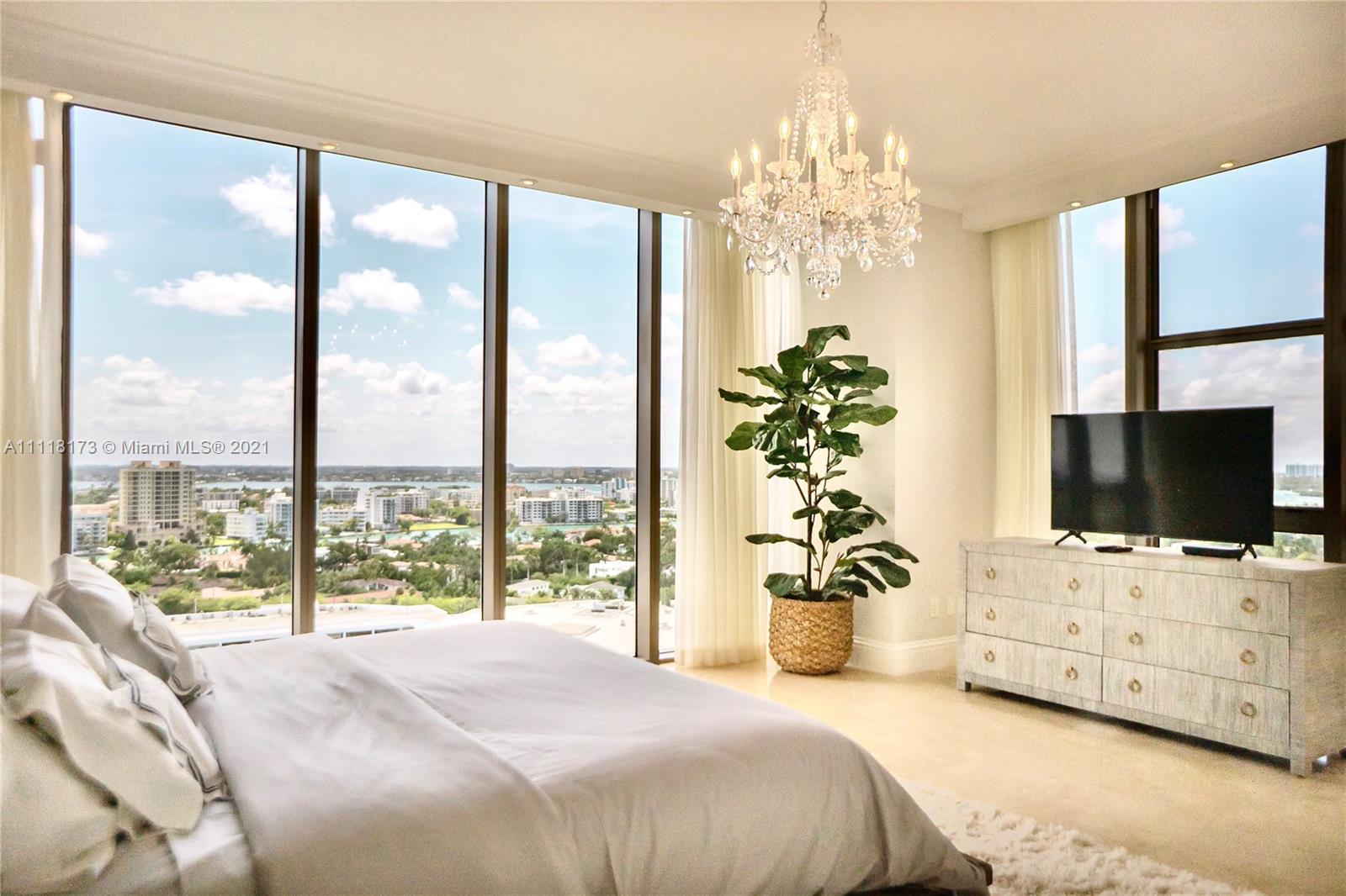 image St. Regis Bal Harbour South9